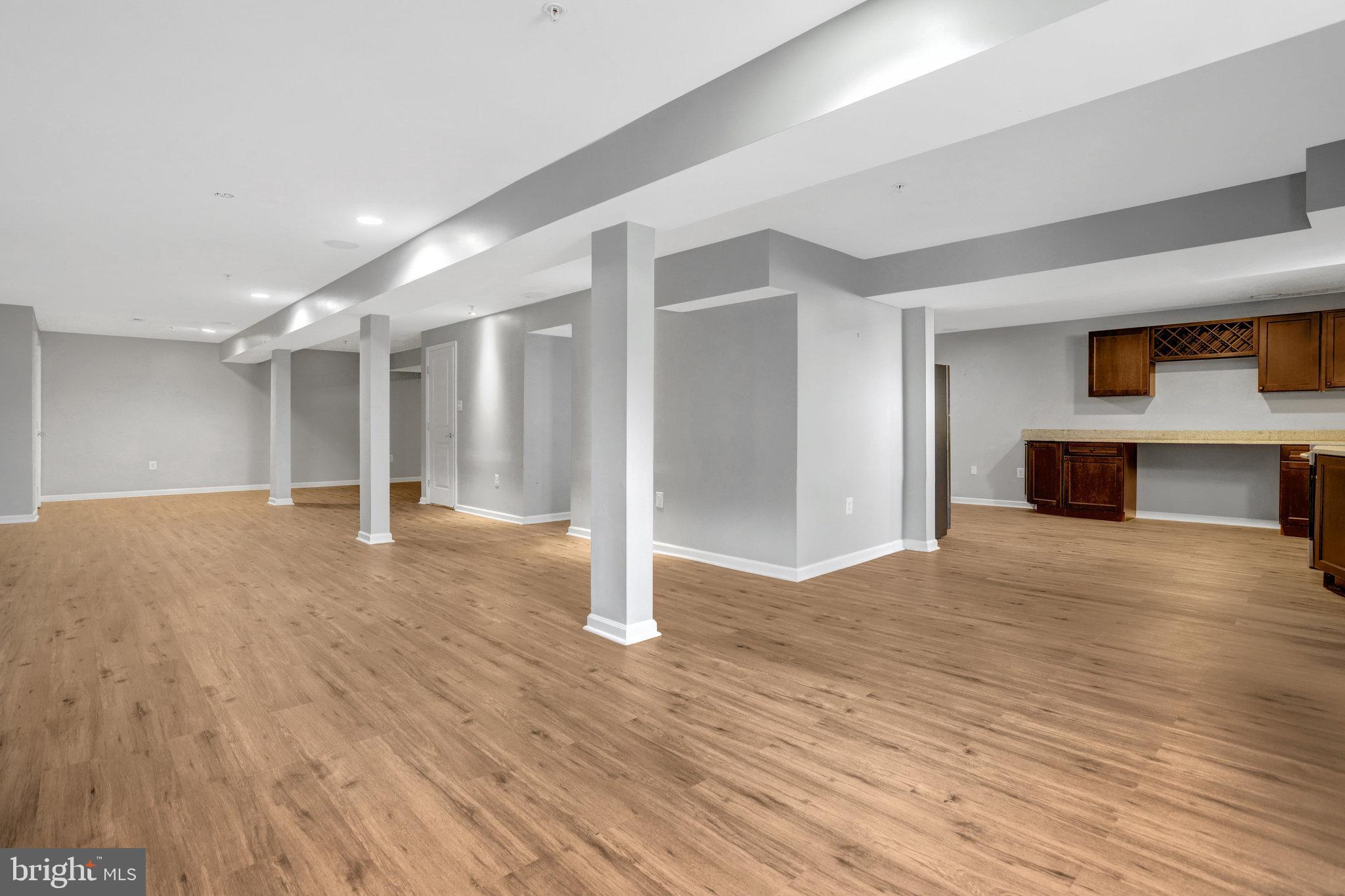 TANTALLON HILLS - Residential Lease