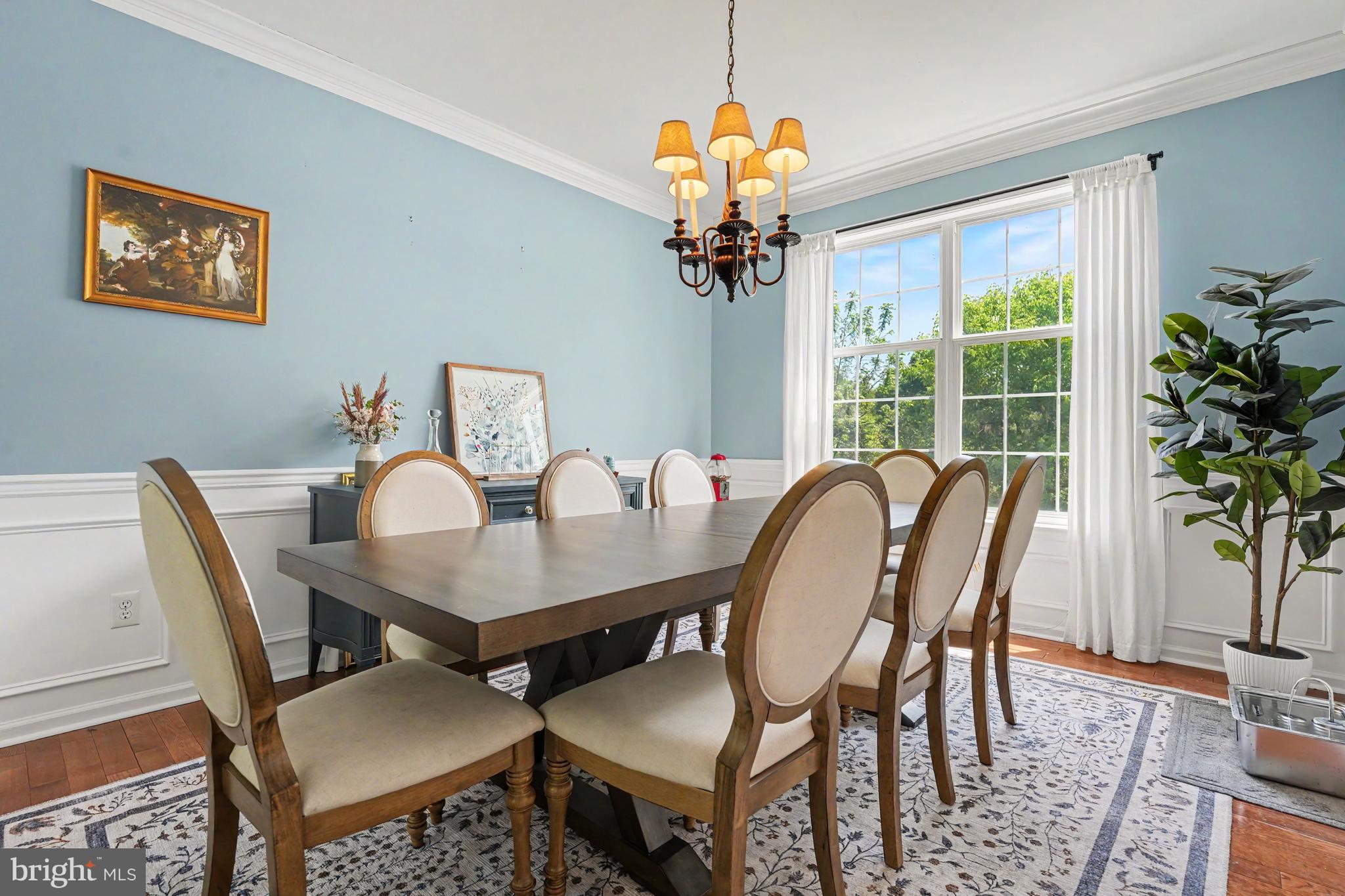 HAWTHORNE LANE - Residential