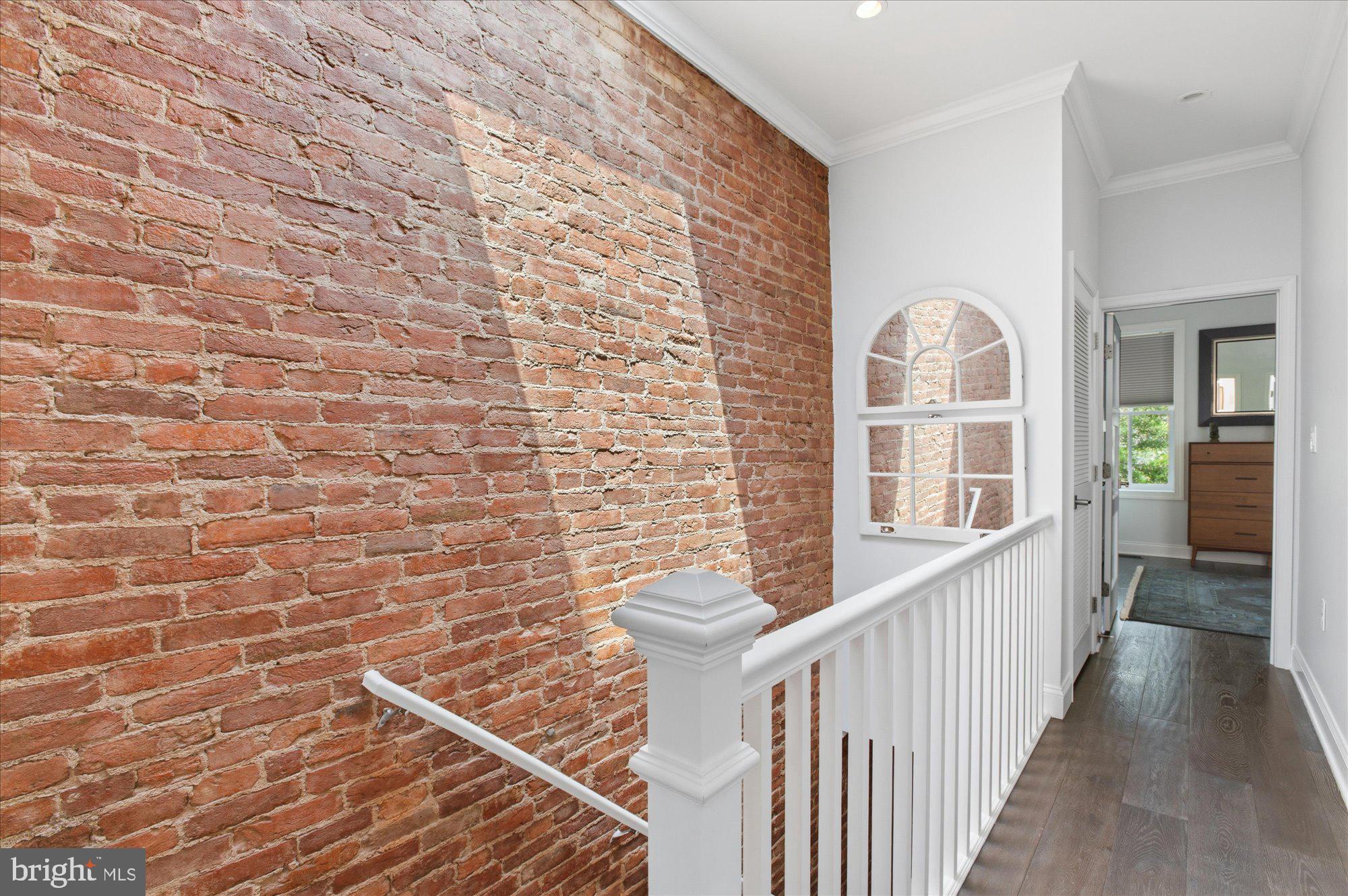 LOGAN CIRCLE - Residential