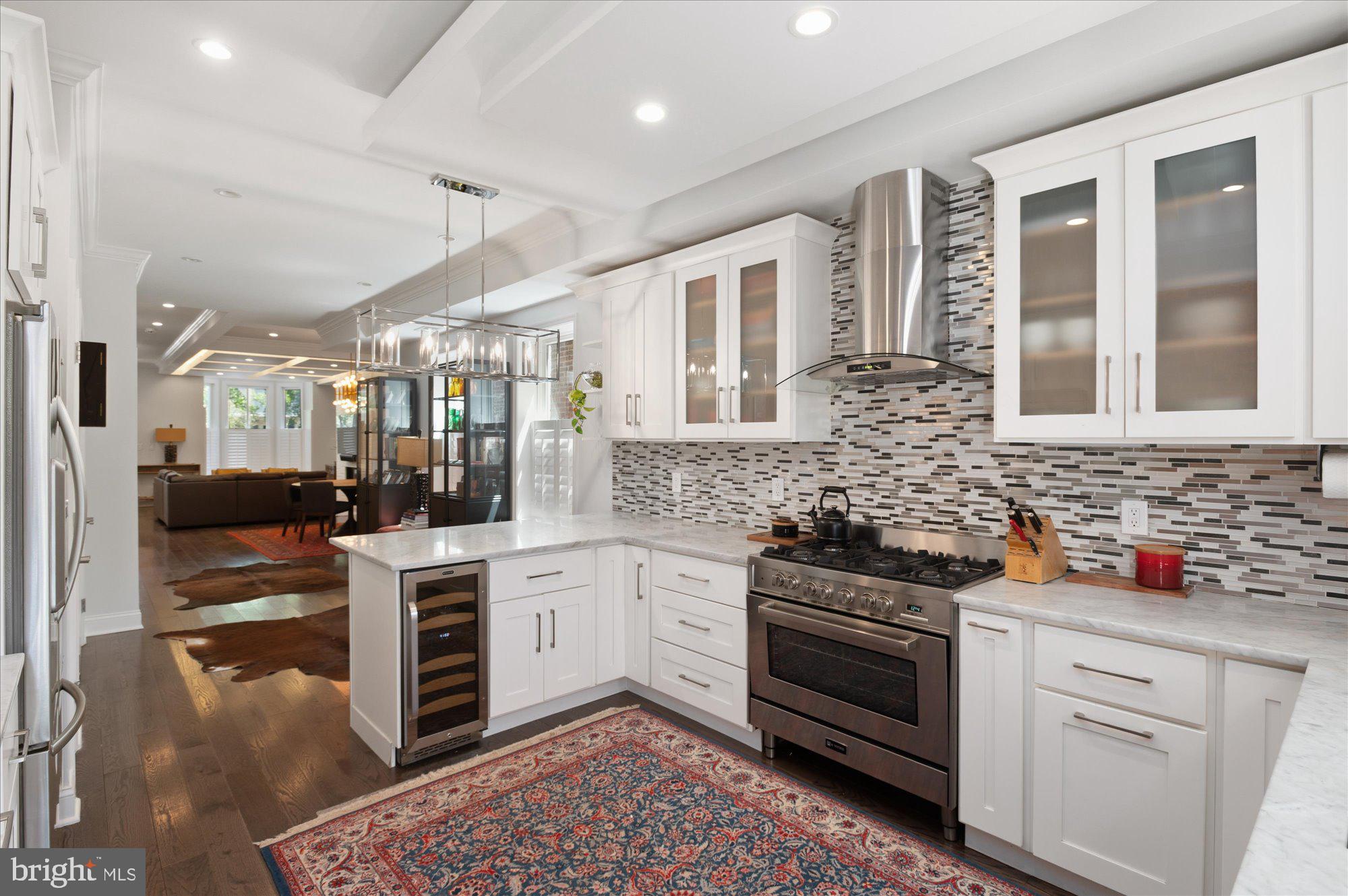 LOGAN CIRCLE - Residential