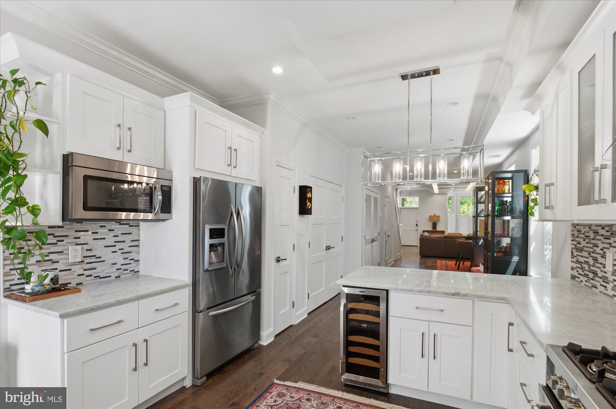 LOGAN CIRCLE - Residential