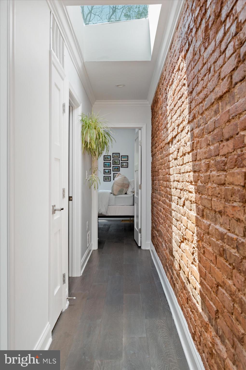 LOGAN CIRCLE - Residential