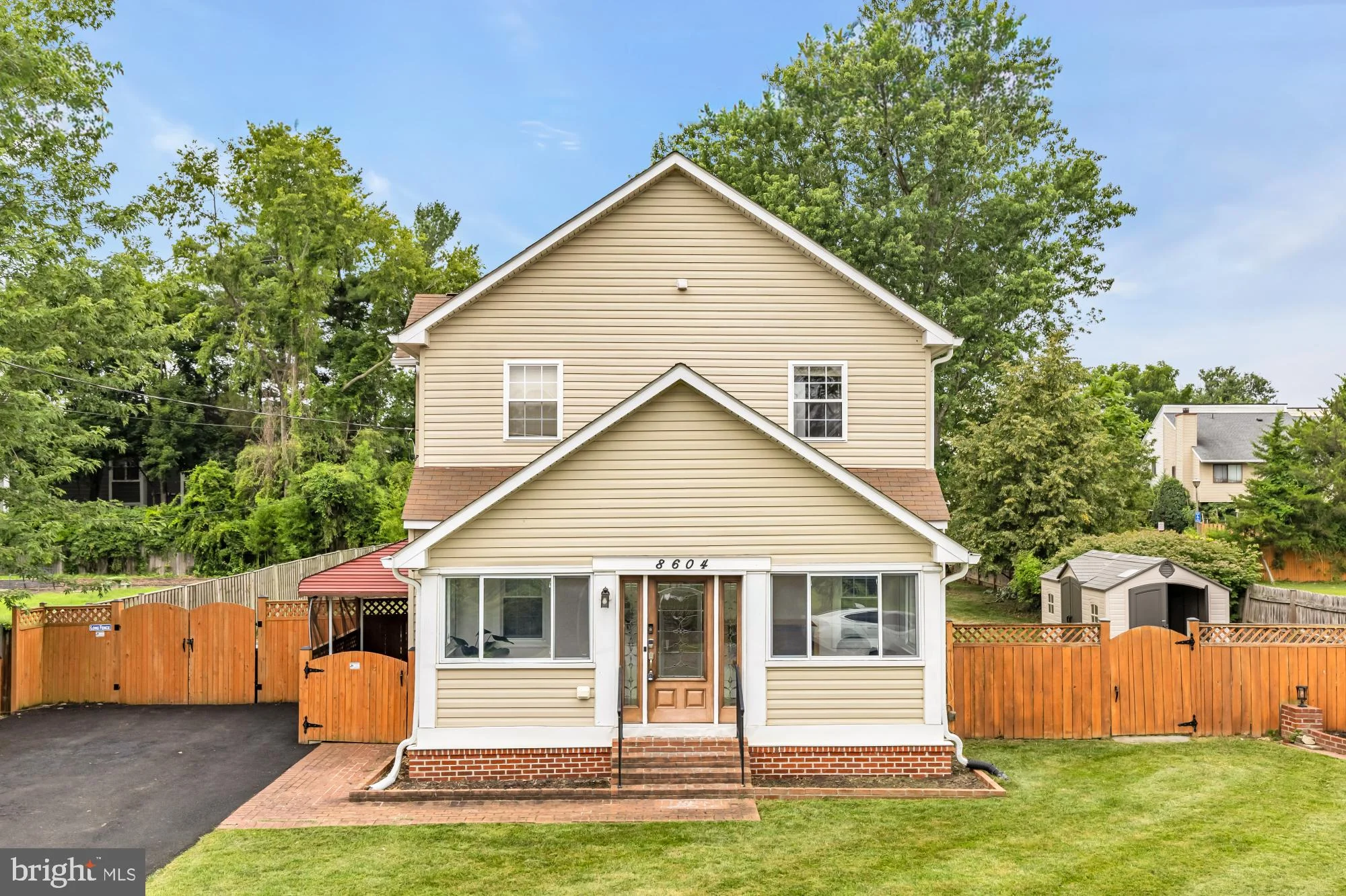 8604 Woodlawn Court