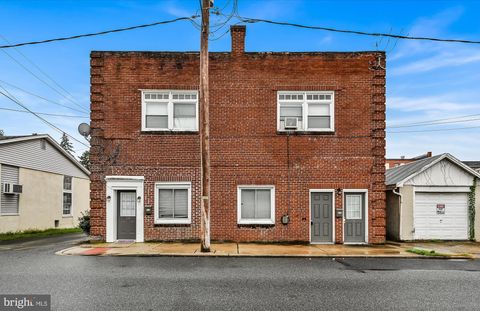 Photo of 8 - 10 S Pitt Street, Manheim, PA 17545 (MLS # PALA2057144)