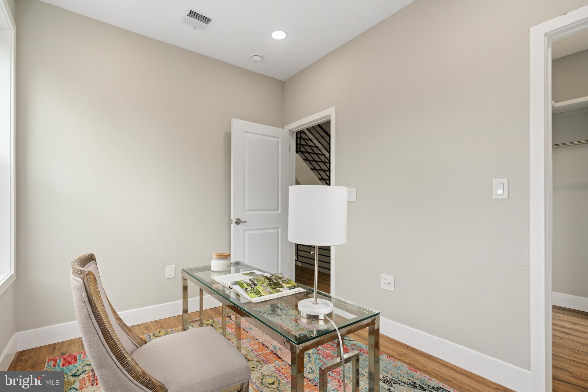 GERMANTOWN - Residential