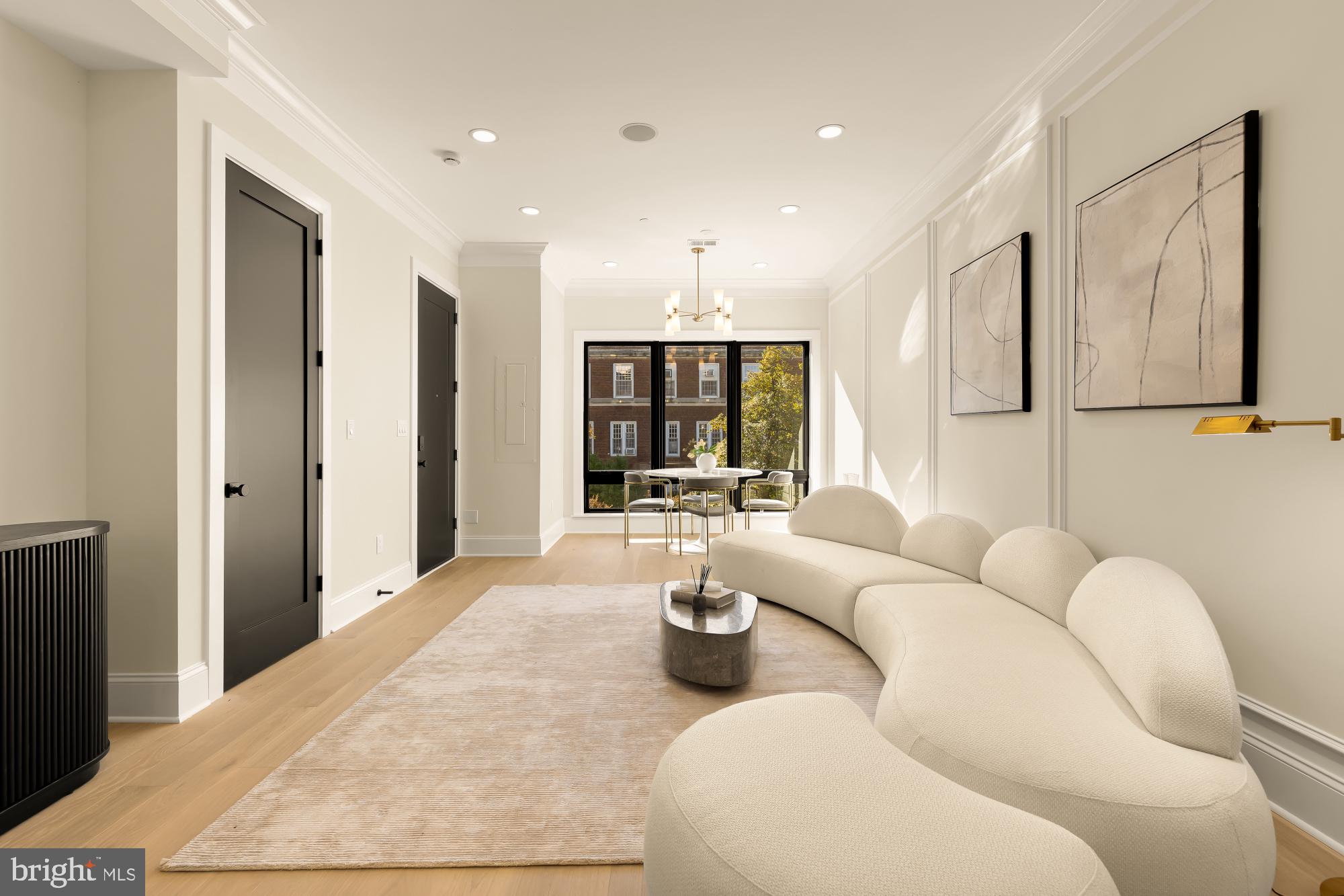 733 EUCLID STREET NW 204