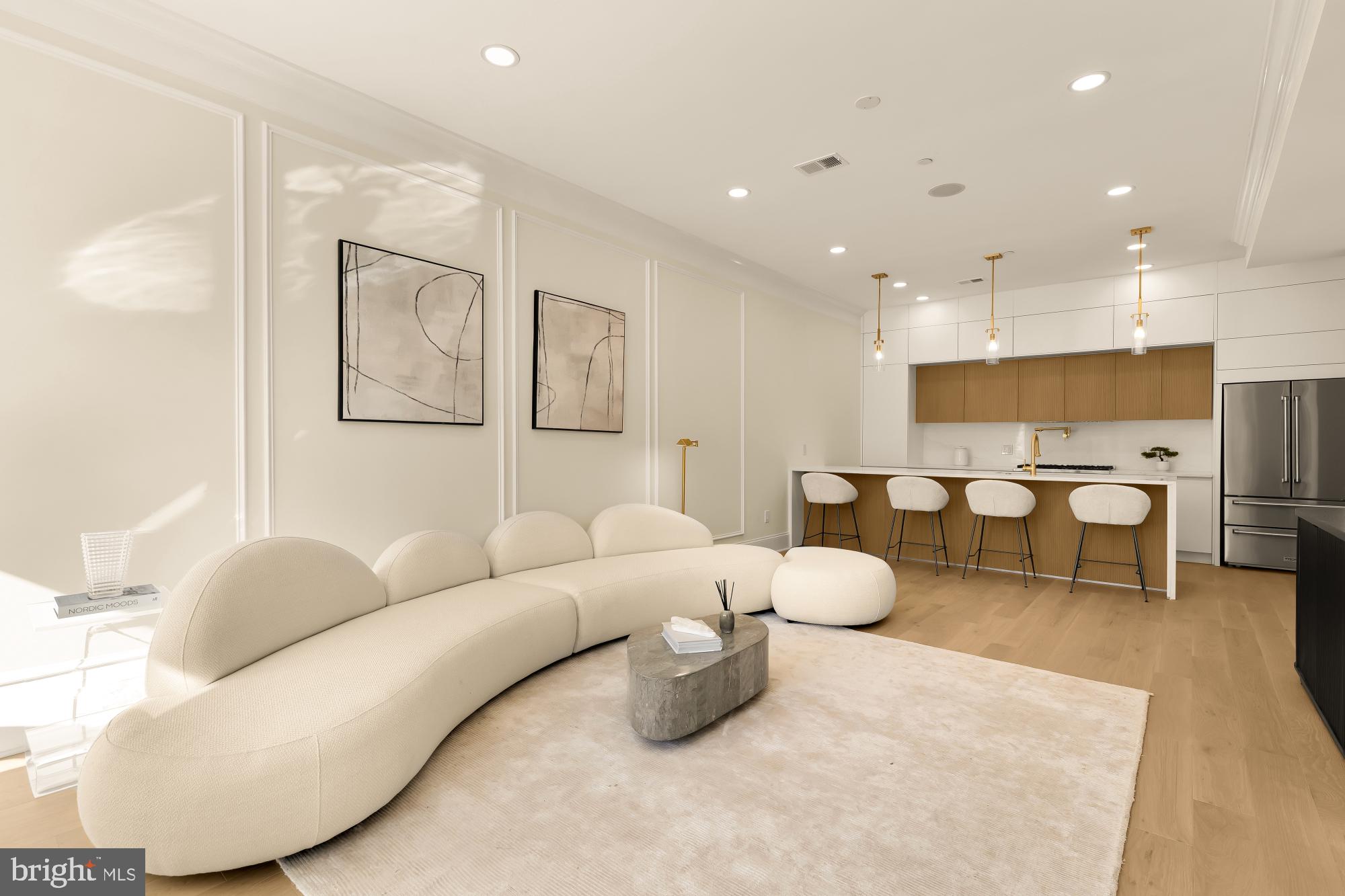 733 EUCLID STREET NW 204