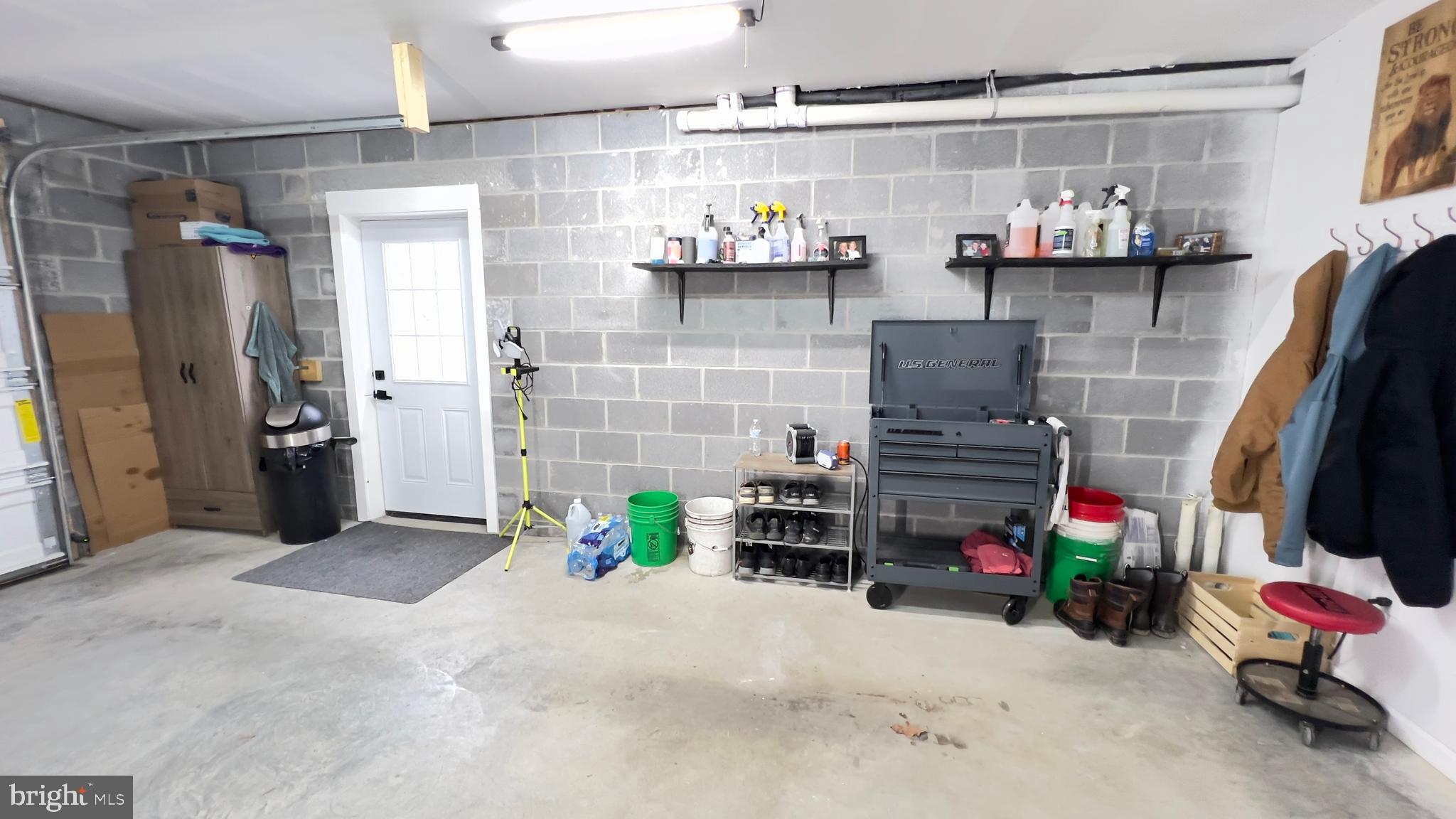 WINDOVER HILLS - Residential