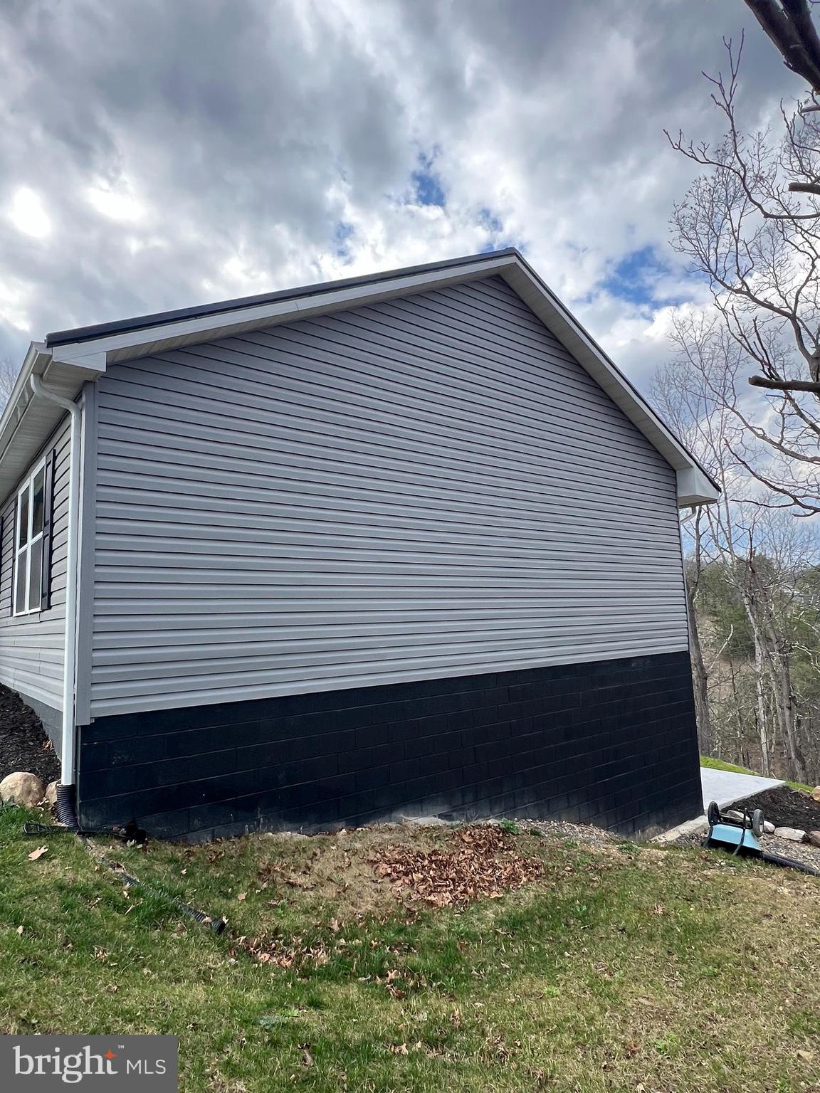 WINDOVER HILLS - Residential