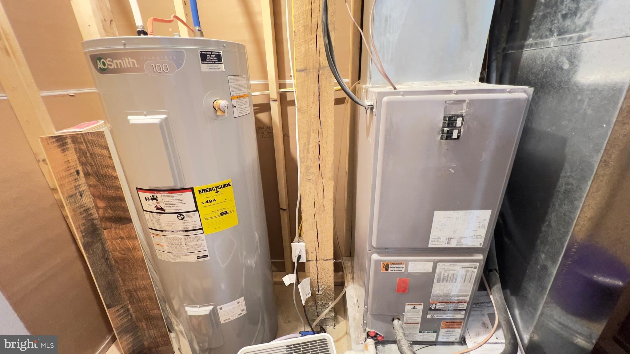 WINDOVER HILLS - Residential