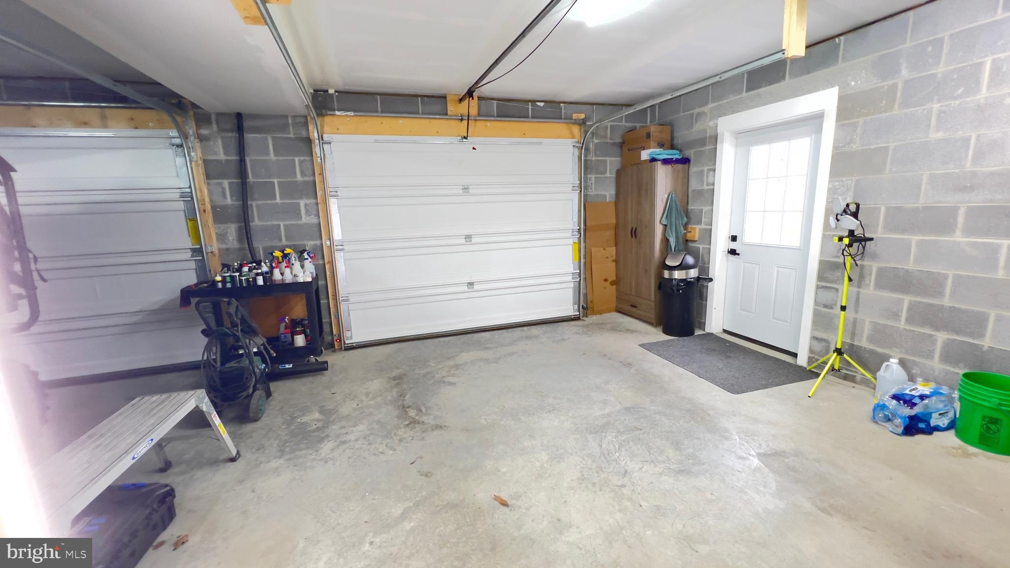 WINDOVER HILLS - Residential