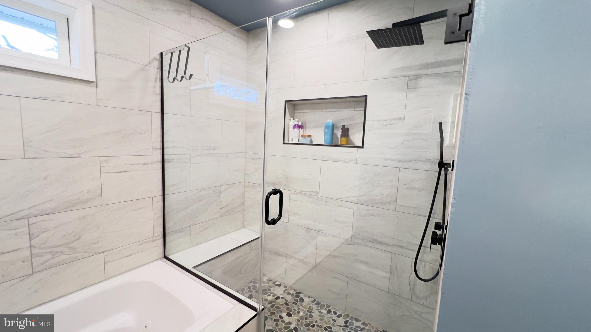 WINDOVER HILLS - Residential