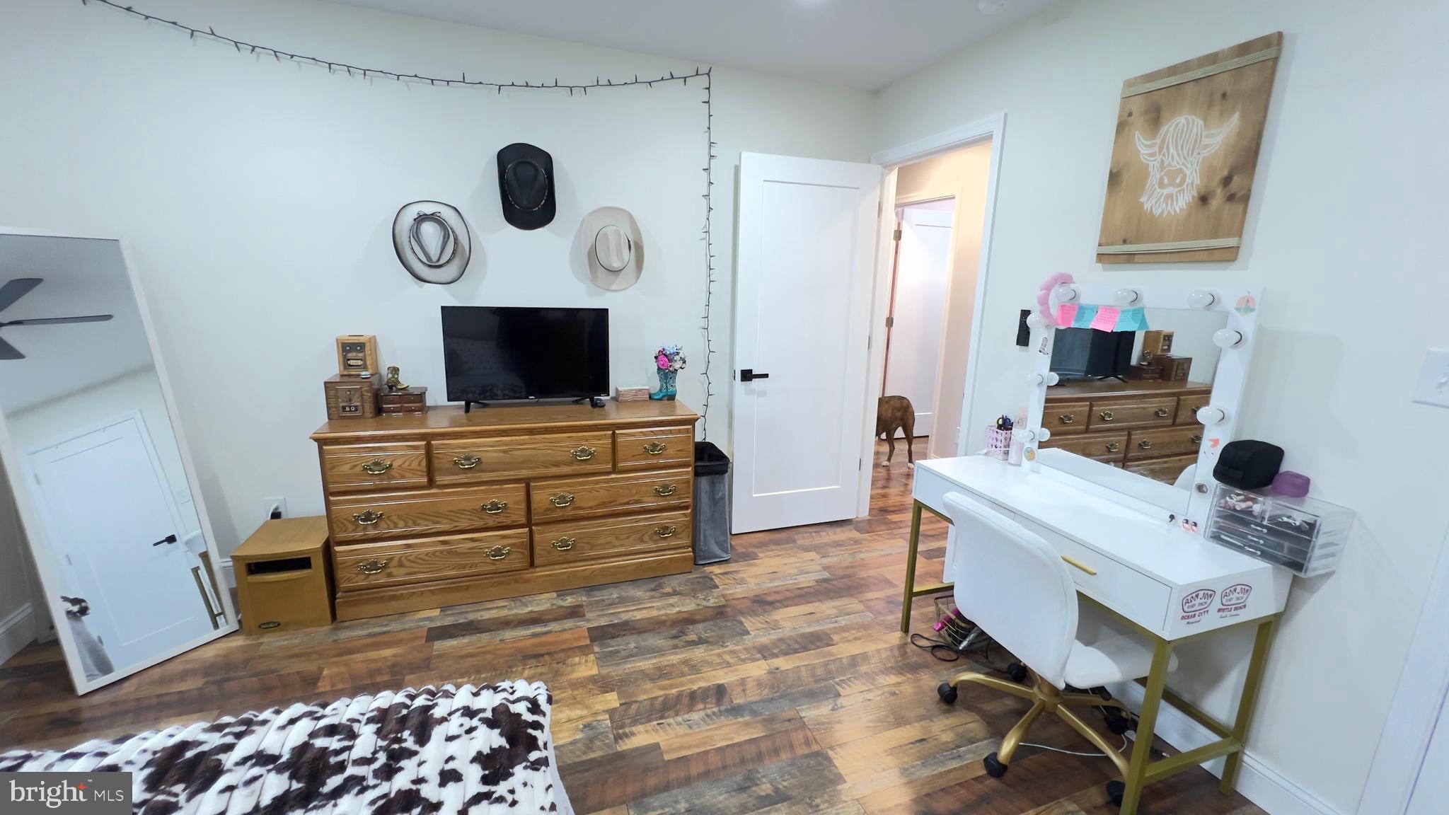 WINDOVER HILLS - Residential