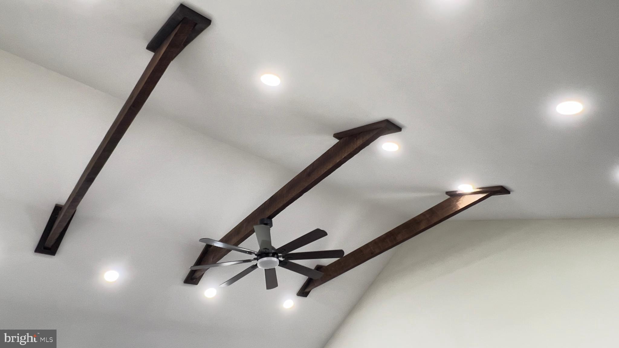 WINDOVER HILLS - Residential