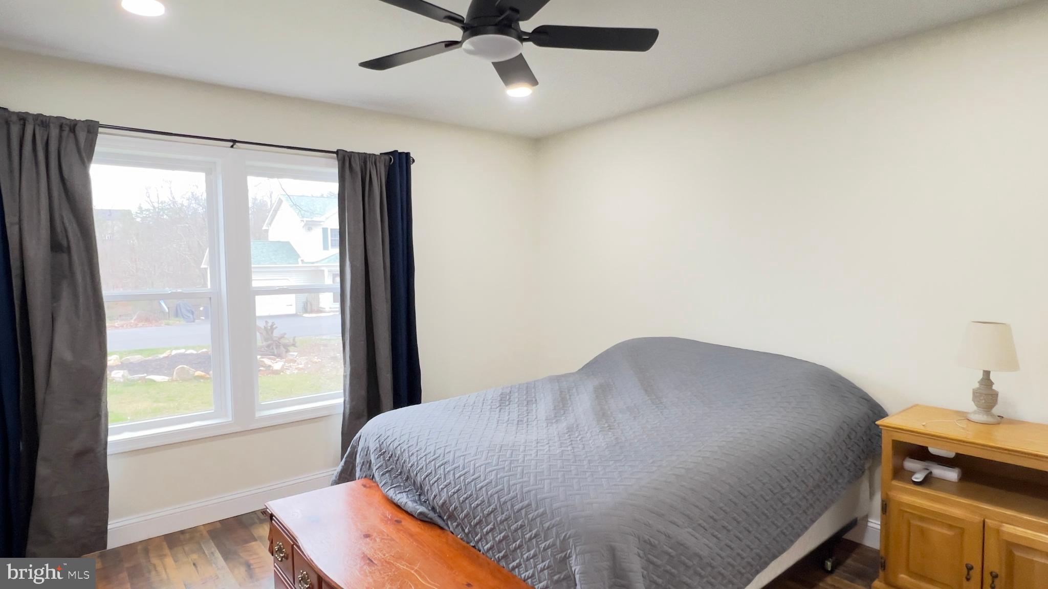 WINDOVER HILLS - Residential