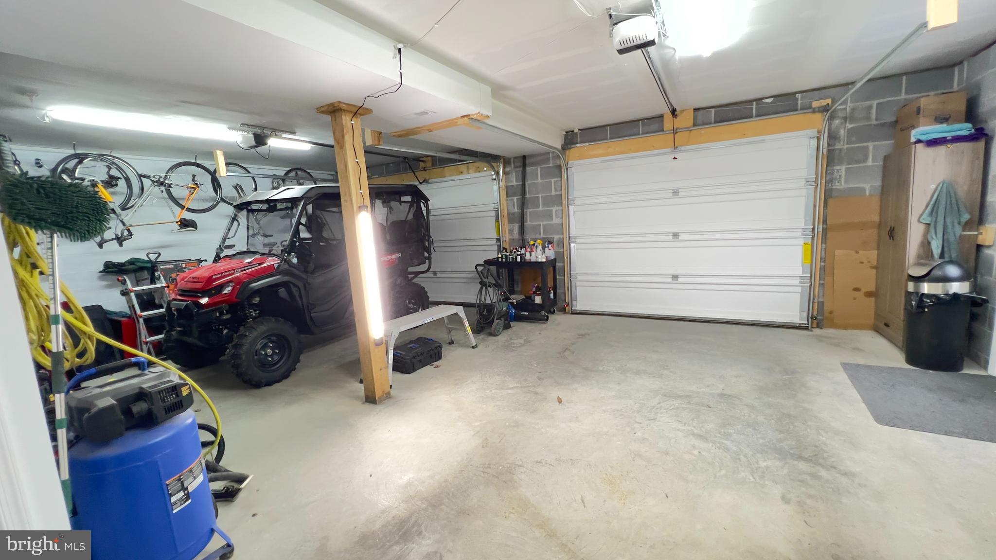 WINDOVER HILLS - Residential