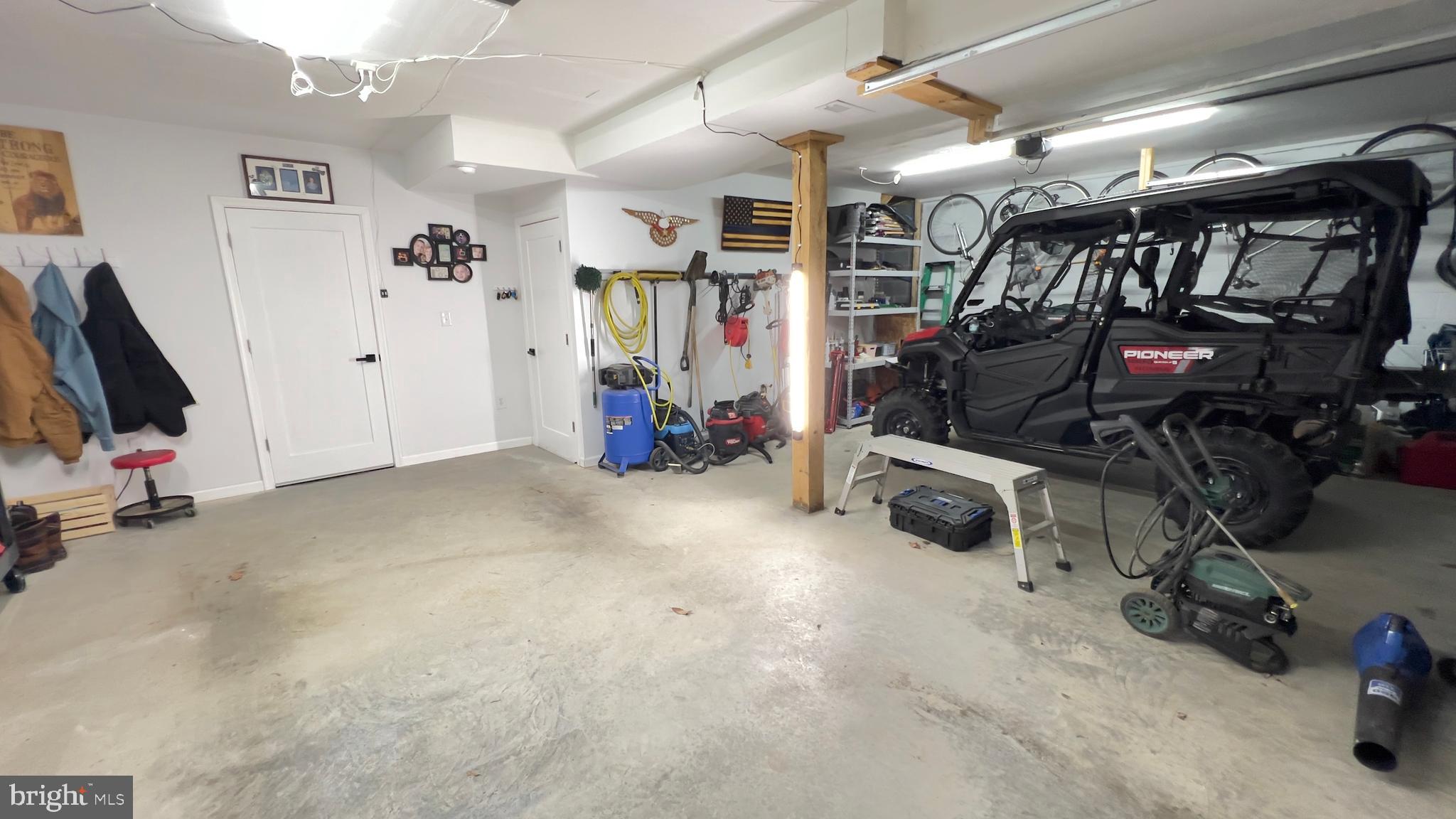 WINDOVER HILLS - Residential