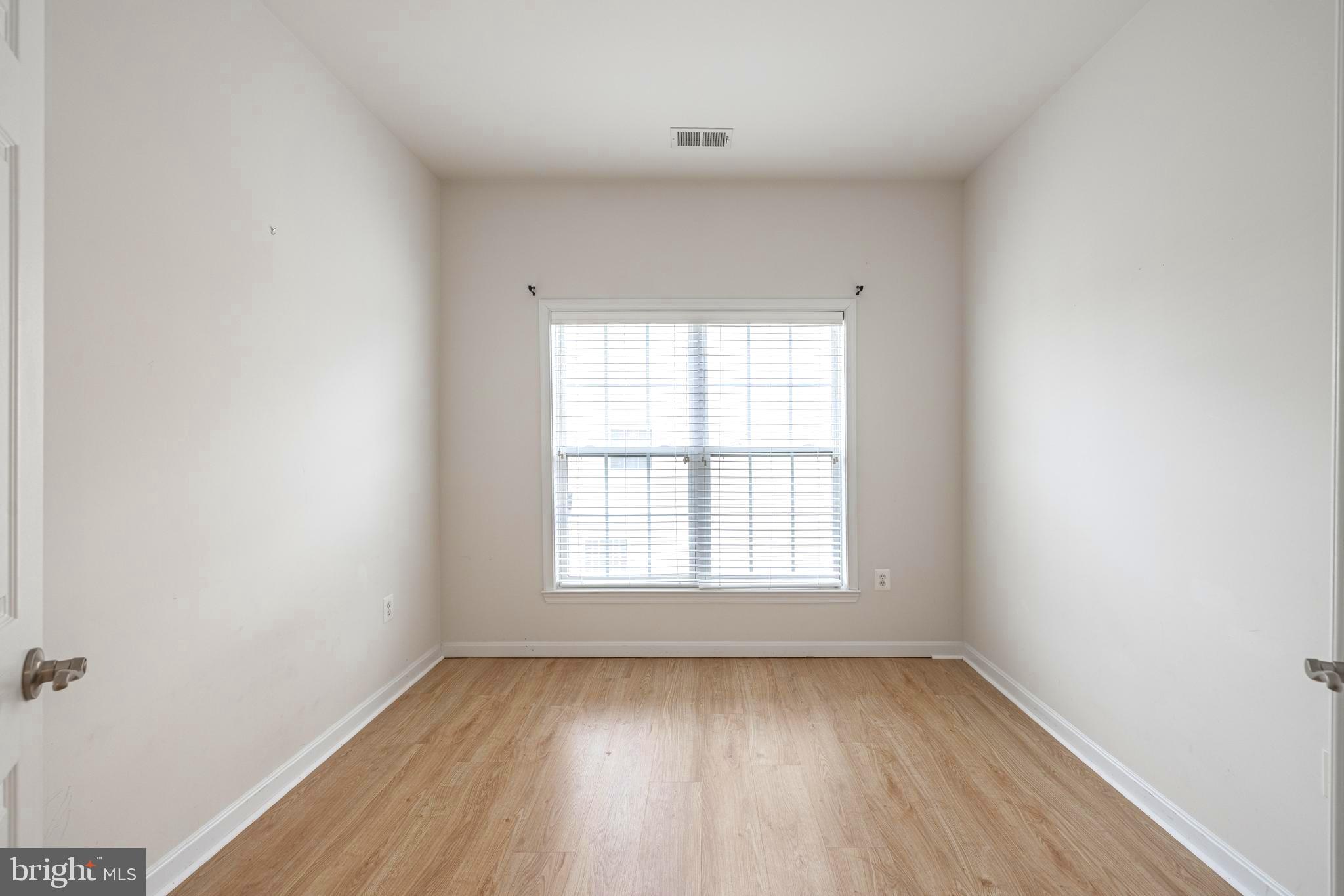 LINTON CREST - Residential Lease