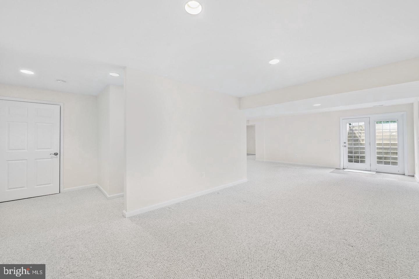 LINTON CREST - Residential Lease