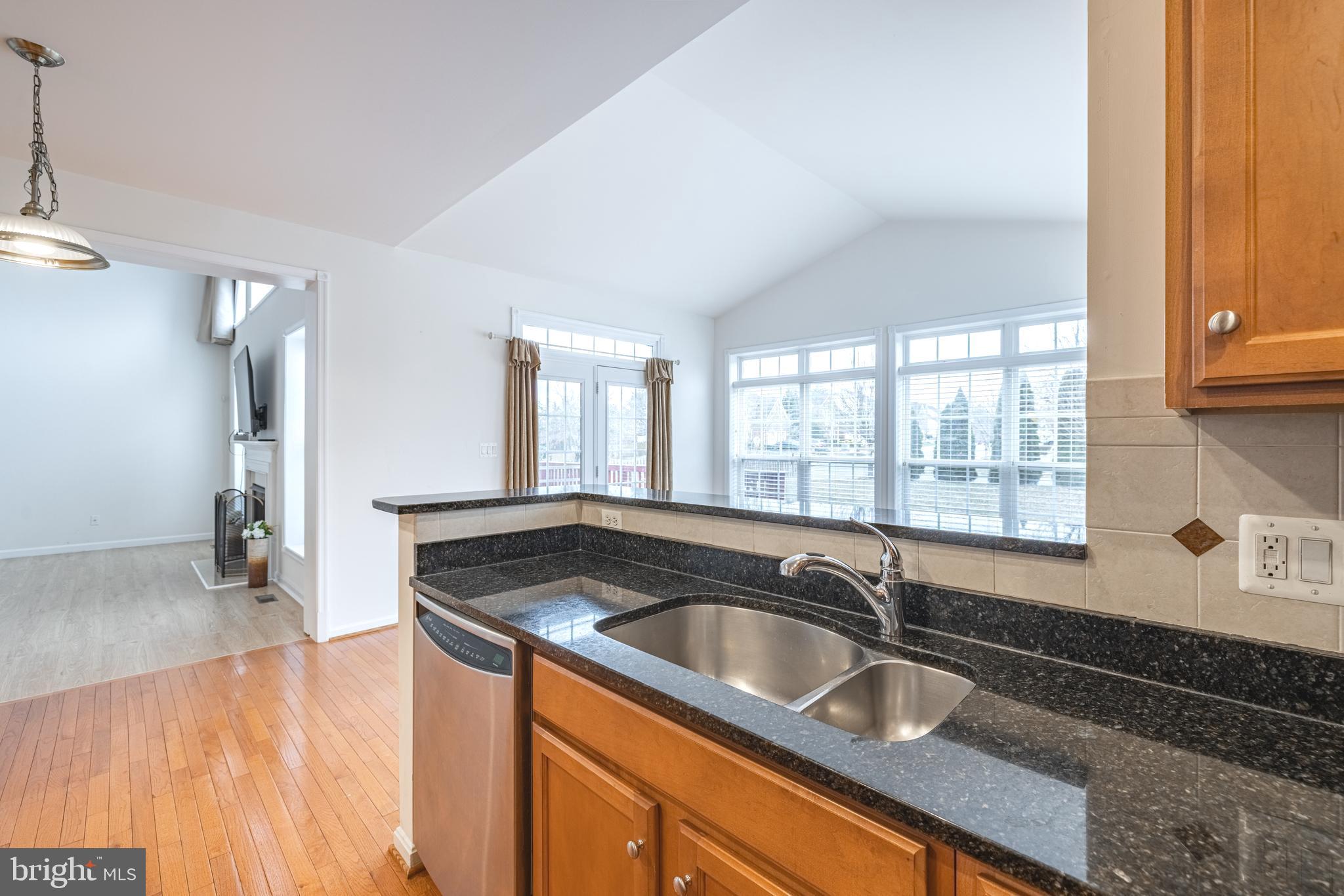 LINTON CREST - Residential Lease