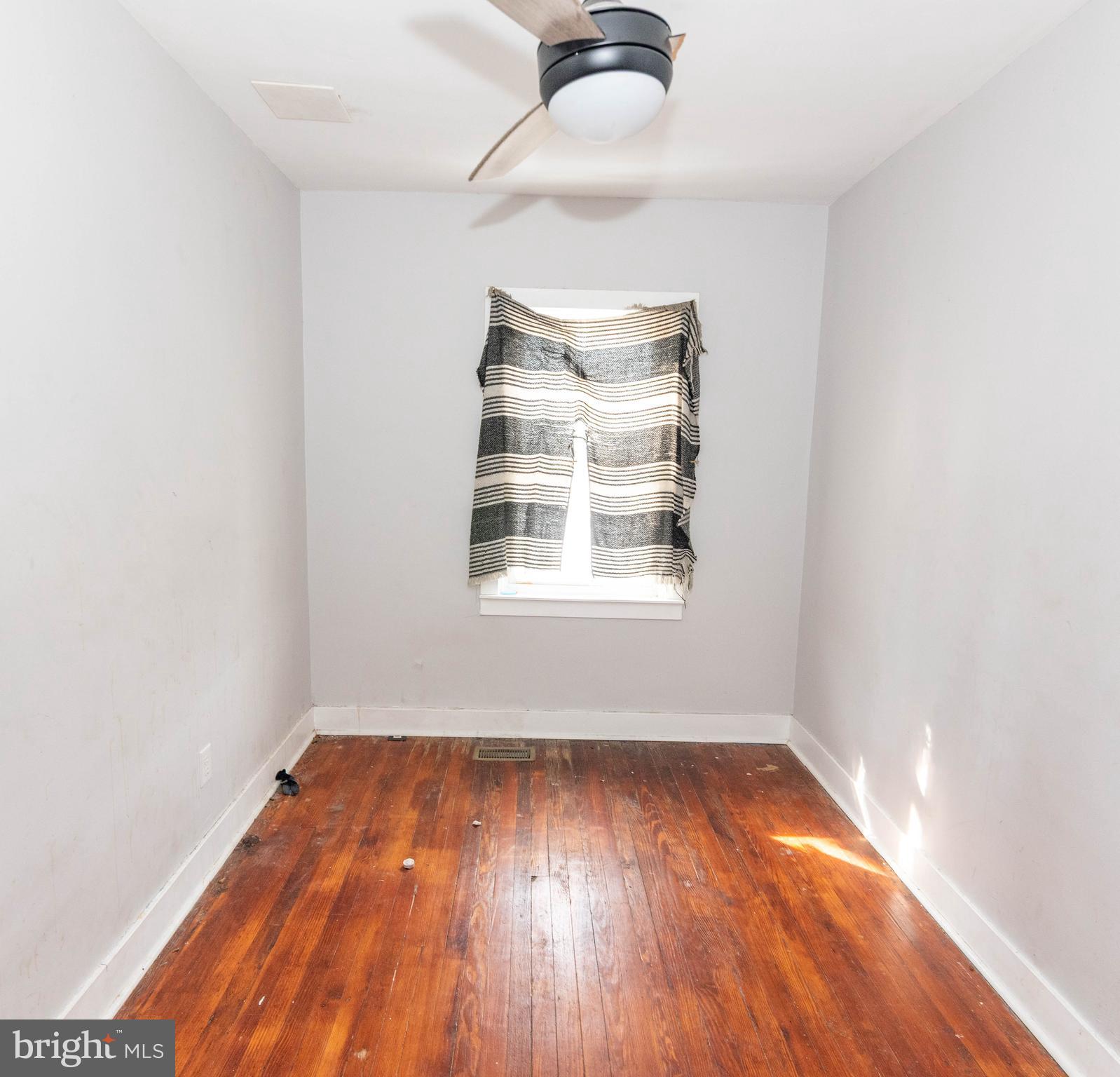 EAST BALTIMORE MIDWAY - Residential