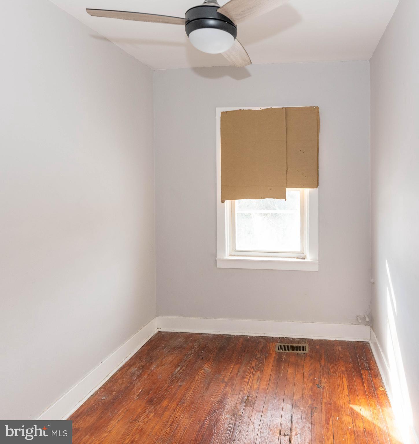 EAST BALTIMORE MIDWAY - Residential