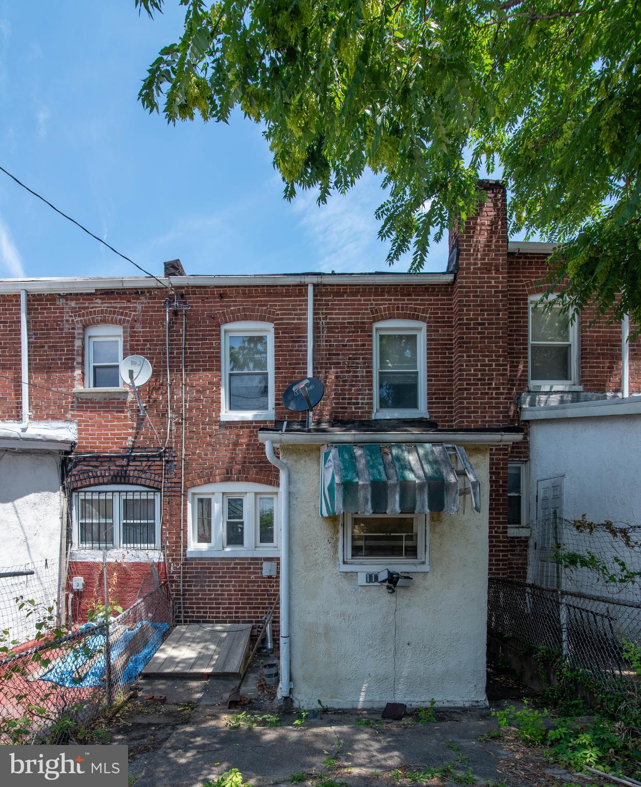EAST BALTIMORE MIDWAY - Residential