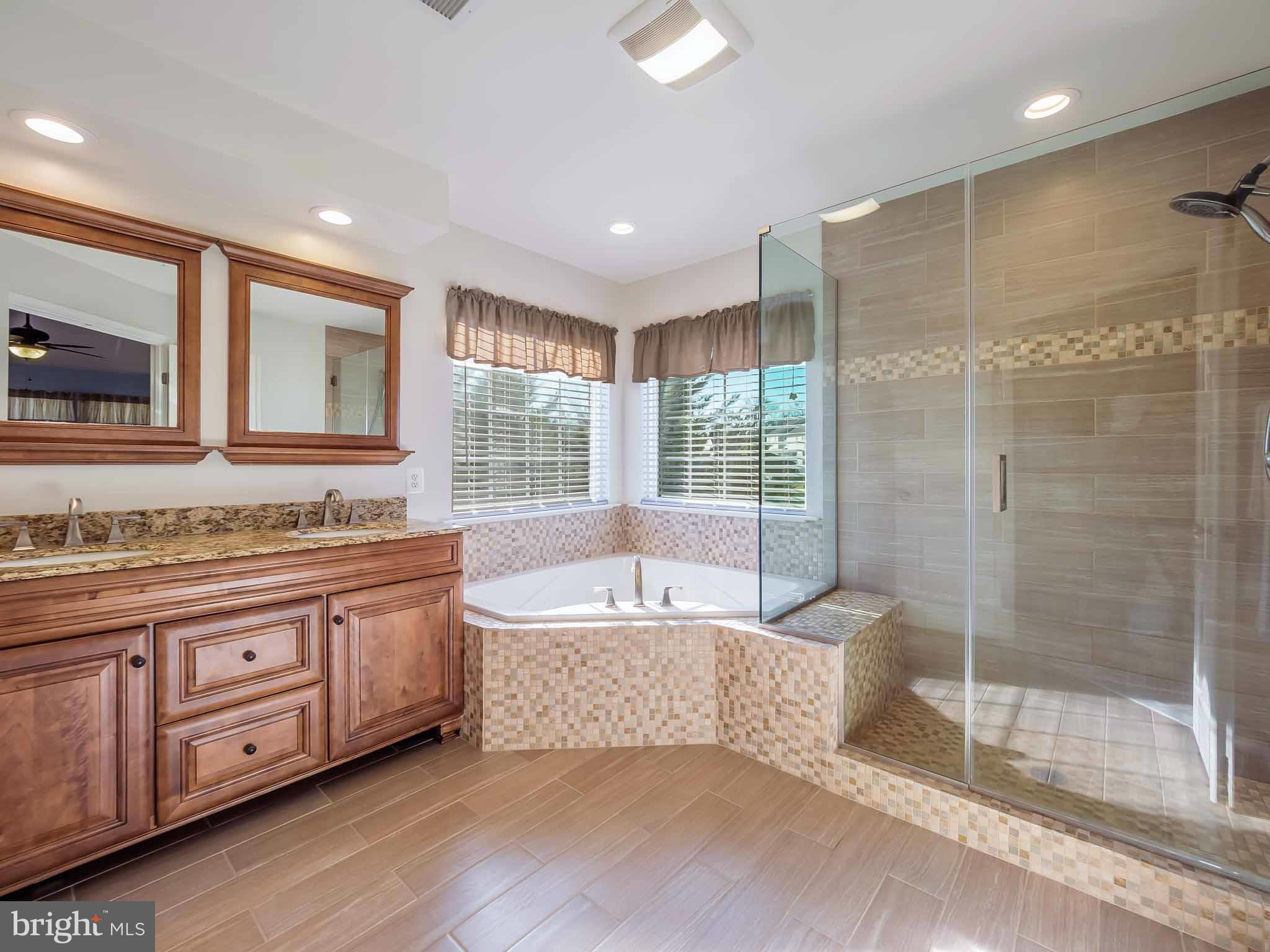 SADDLEBROOK WEST - Residential