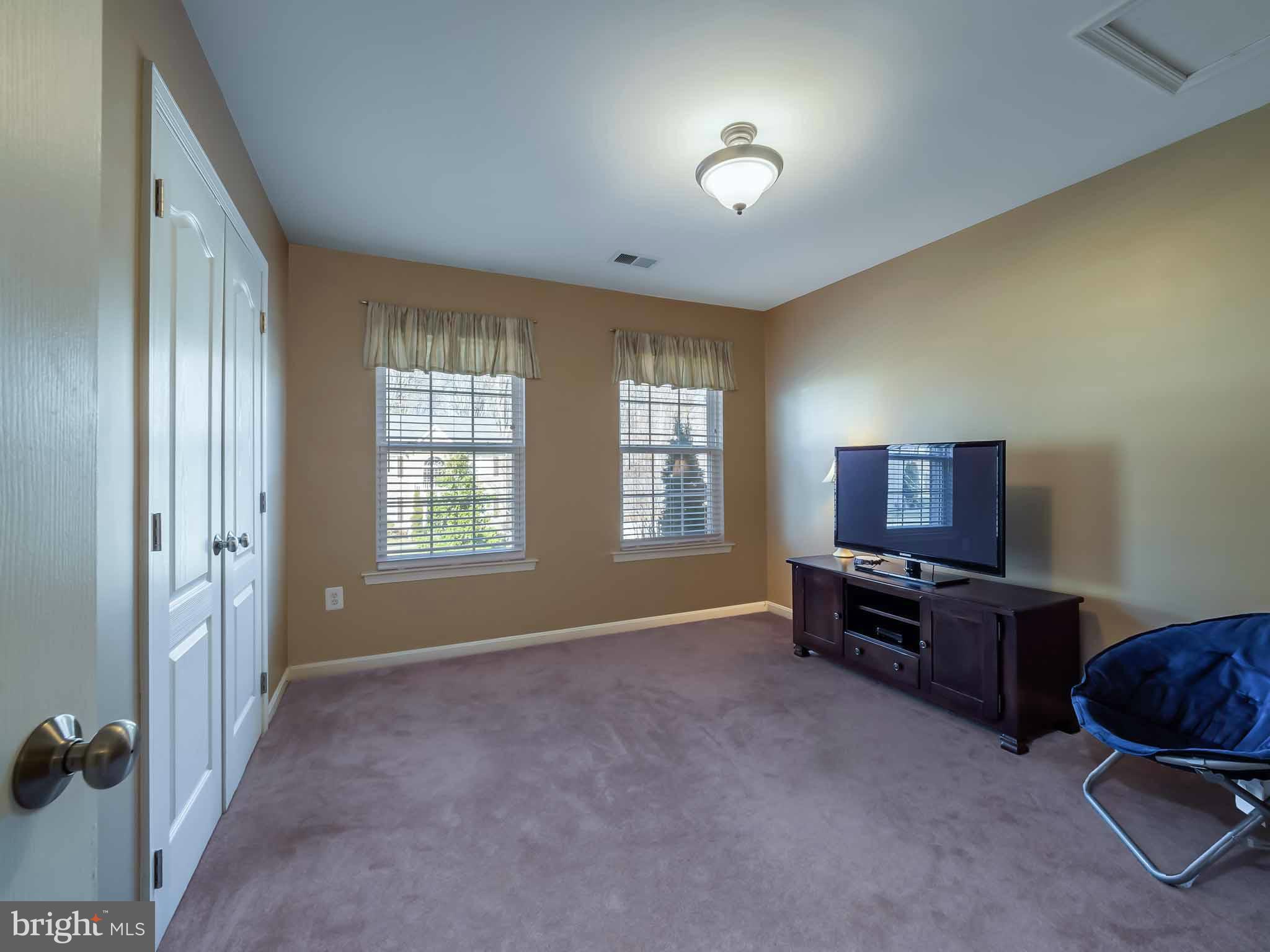 SADDLEBROOK WEST - Residential