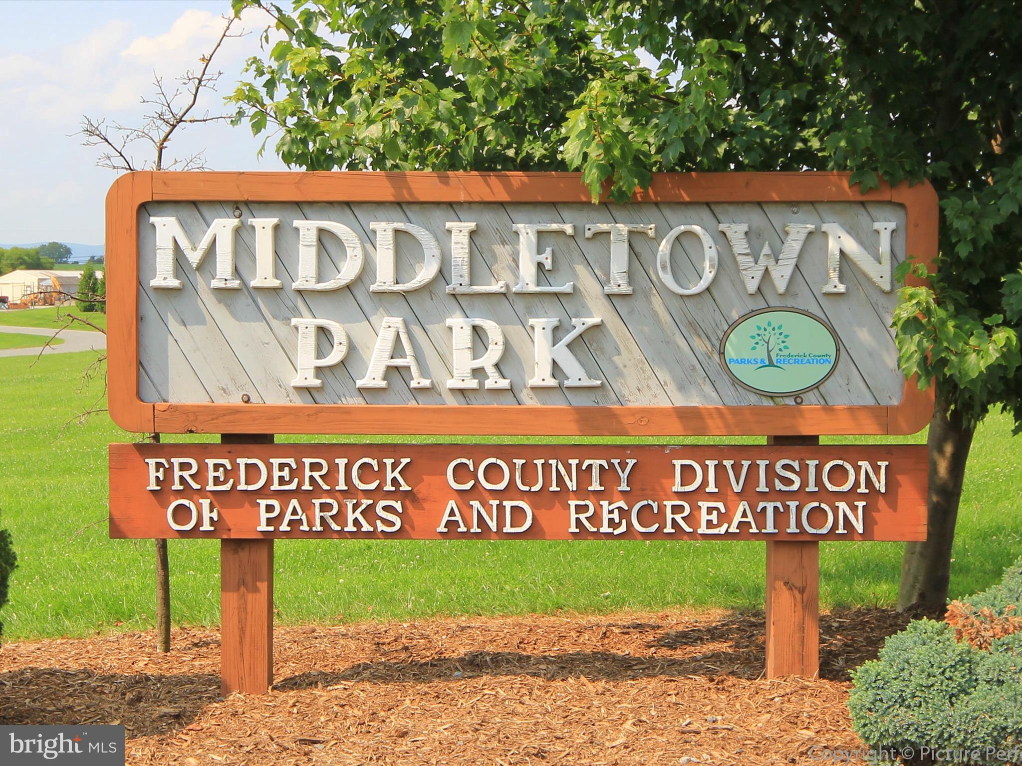 BROOKRIDGE SOUTH - Residential