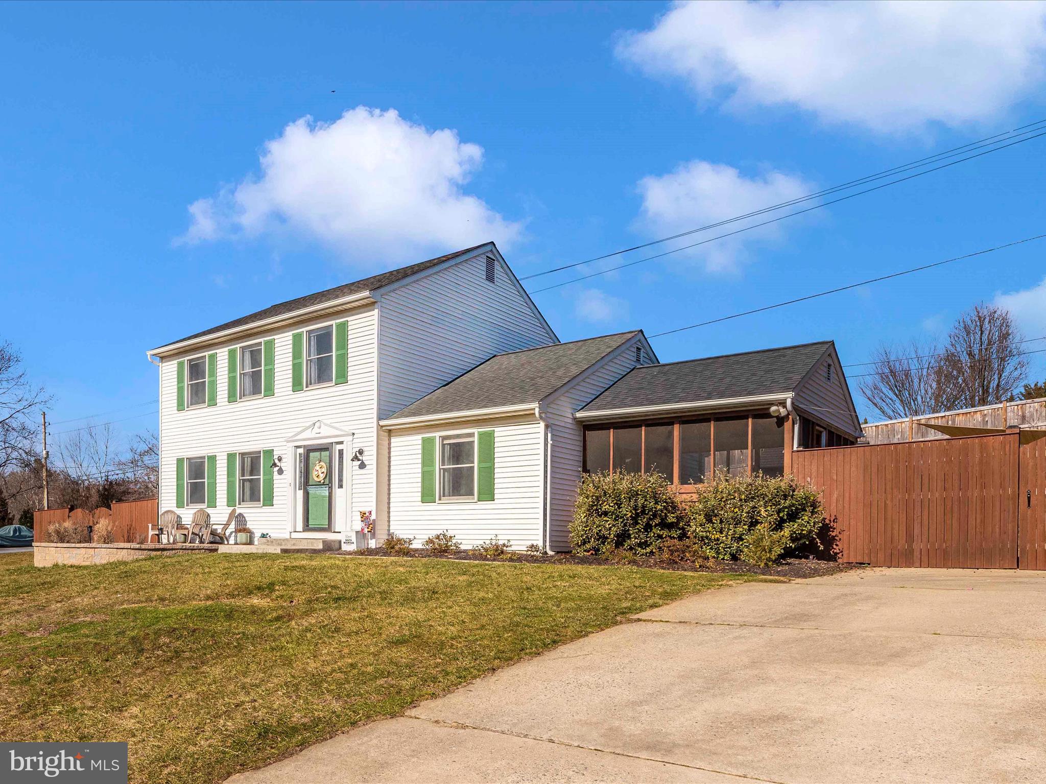 BROOKRIDGE SOUTH - Residential