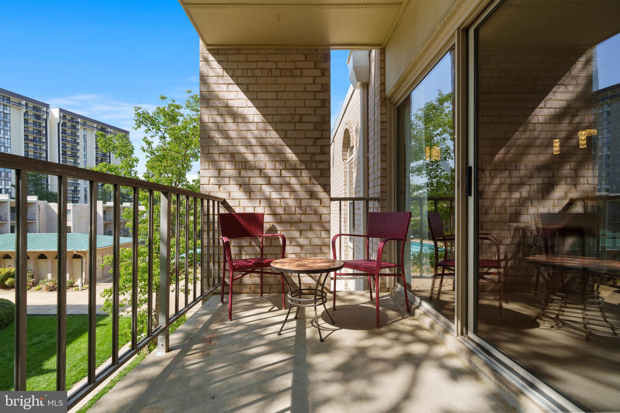 CANTERBURY SQUARE - Residential