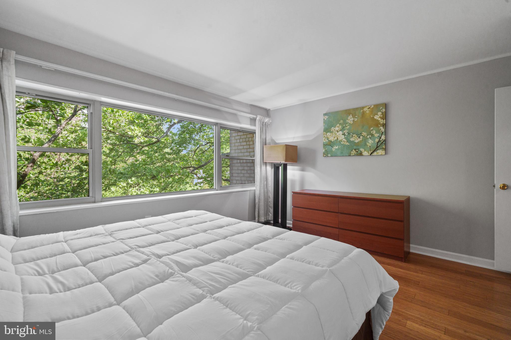 CANTERBURY SQUARE - Residential