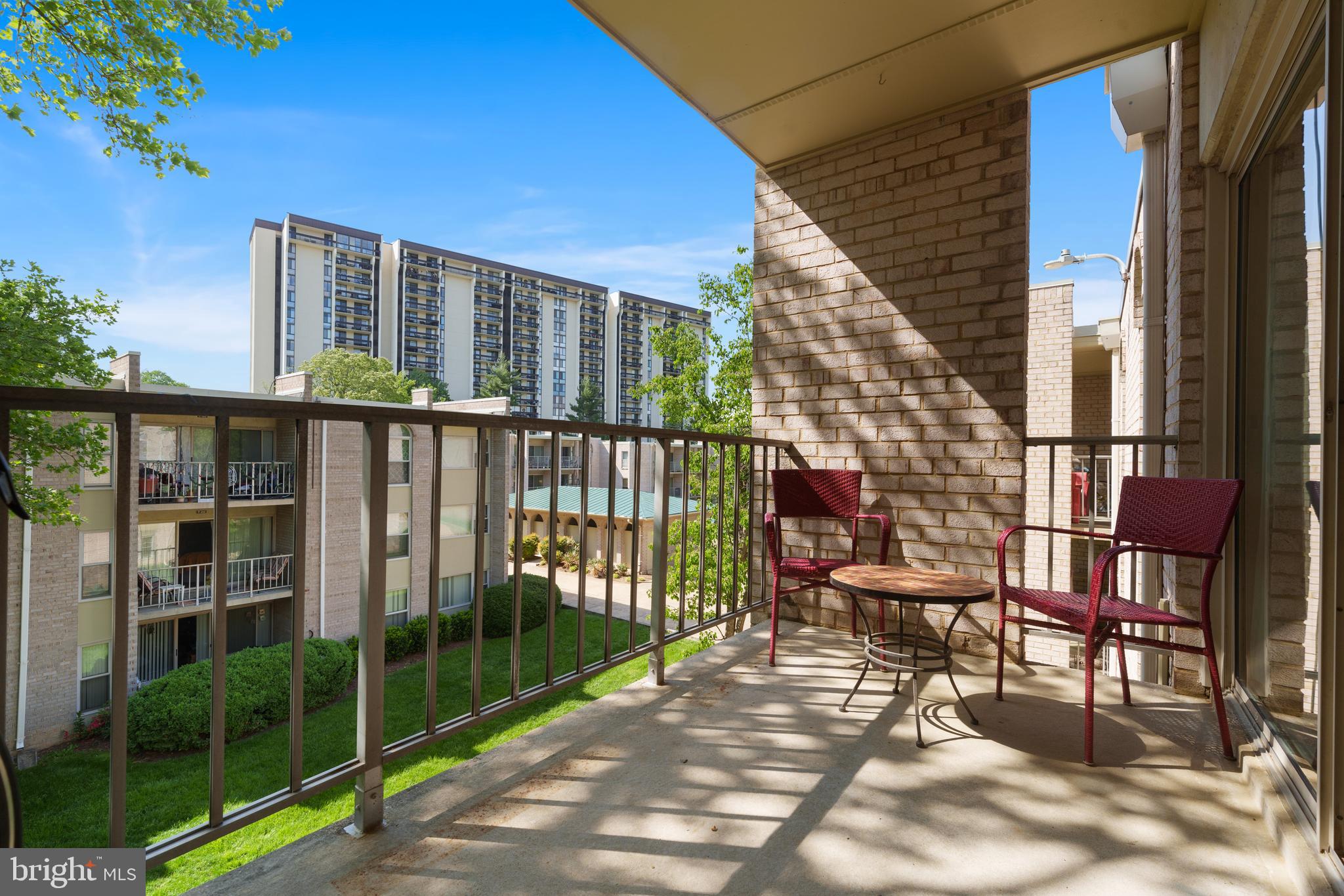 CANTERBURY SQUARE - Residential