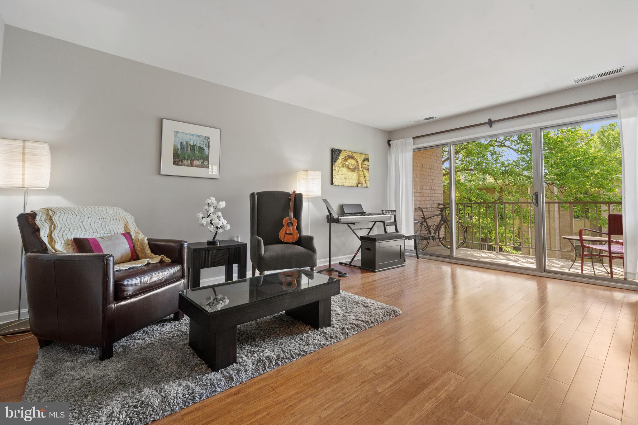 CANTERBURY SQUARE - Residential