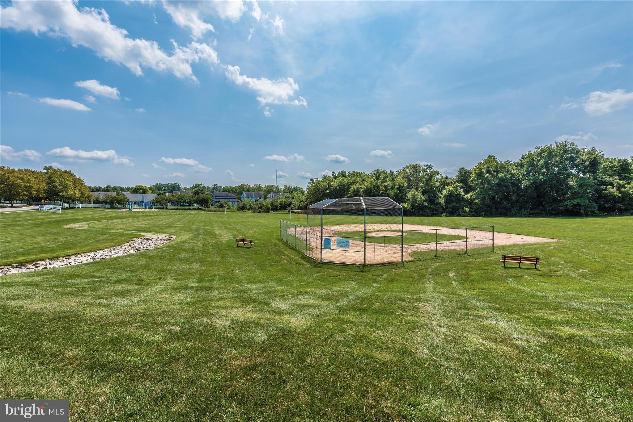 THE MEADOWS - Residential