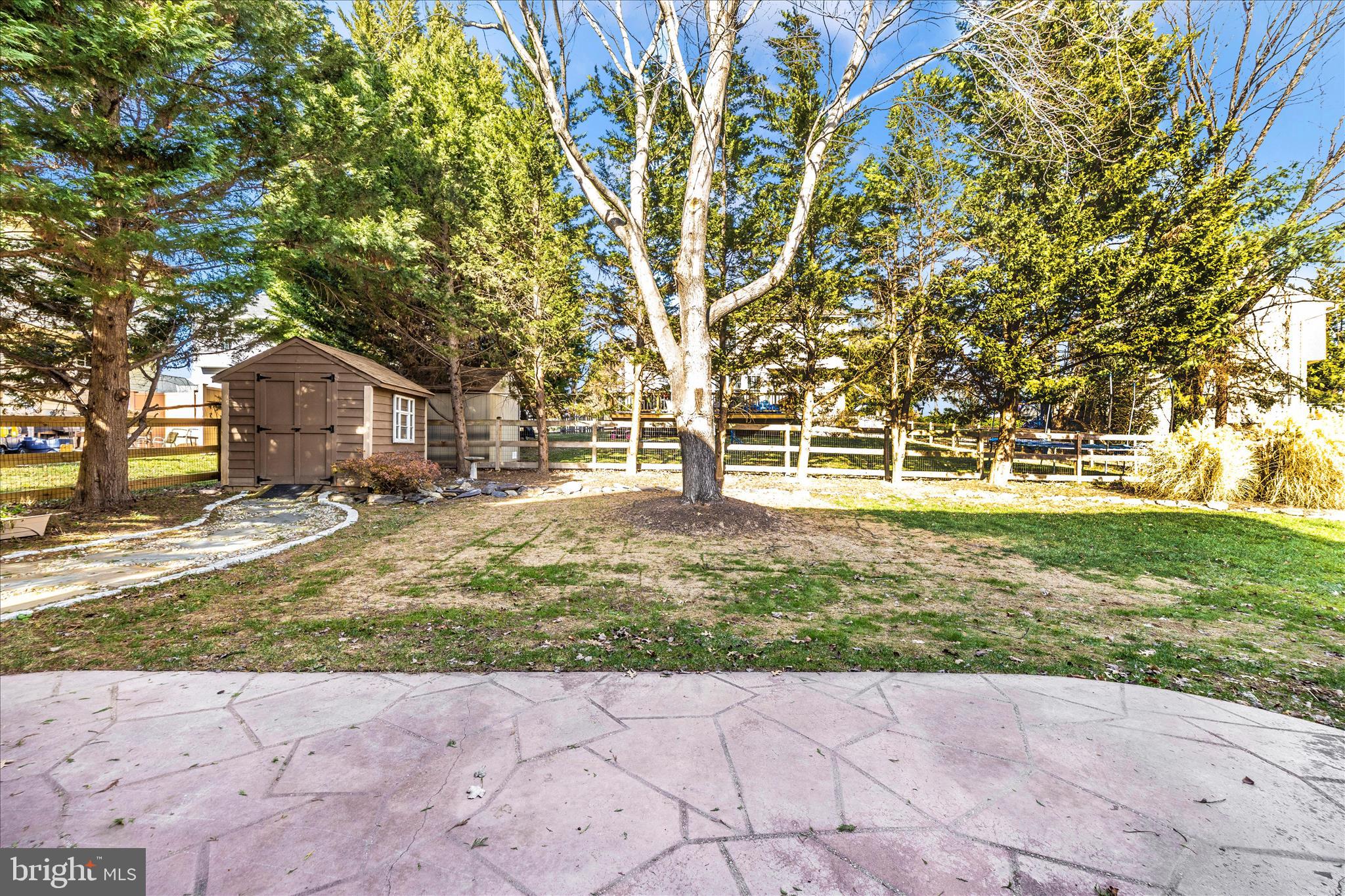 THE MEADOWS - Residential