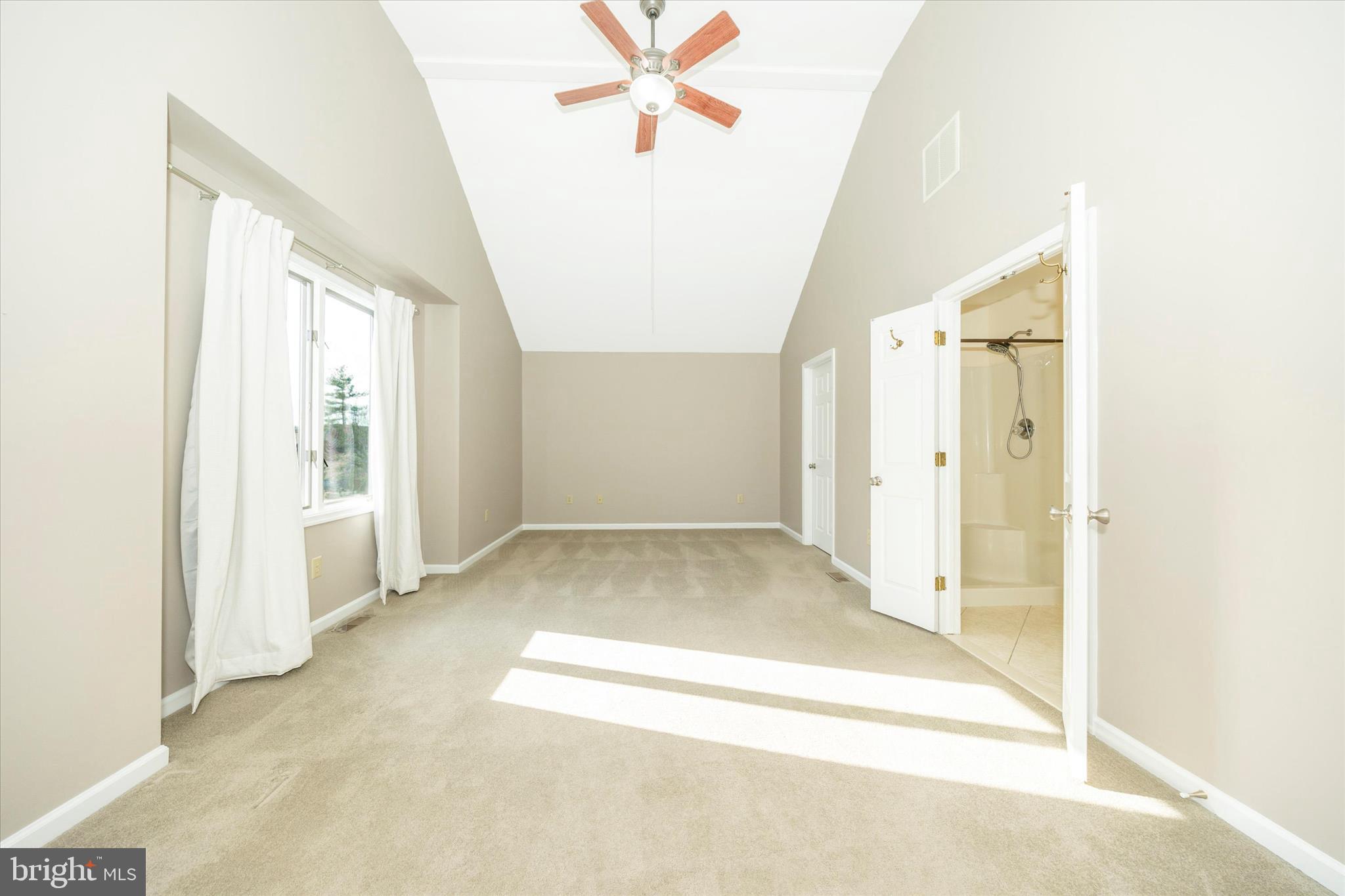 THE MEADOWS - Residential