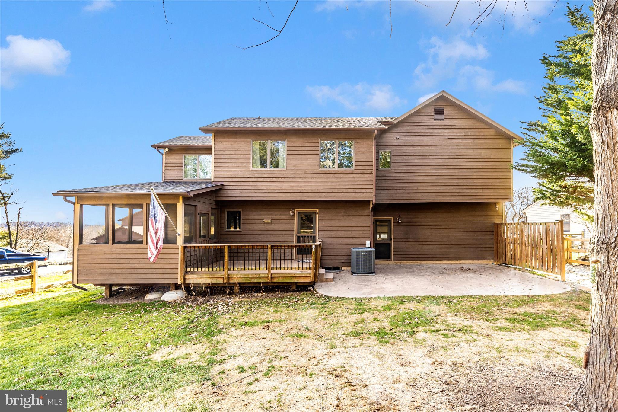 THE MEADOWS - Residential