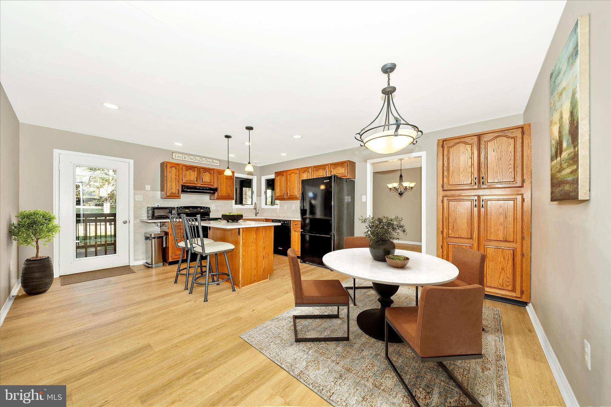 THE MEADOWS - Residential