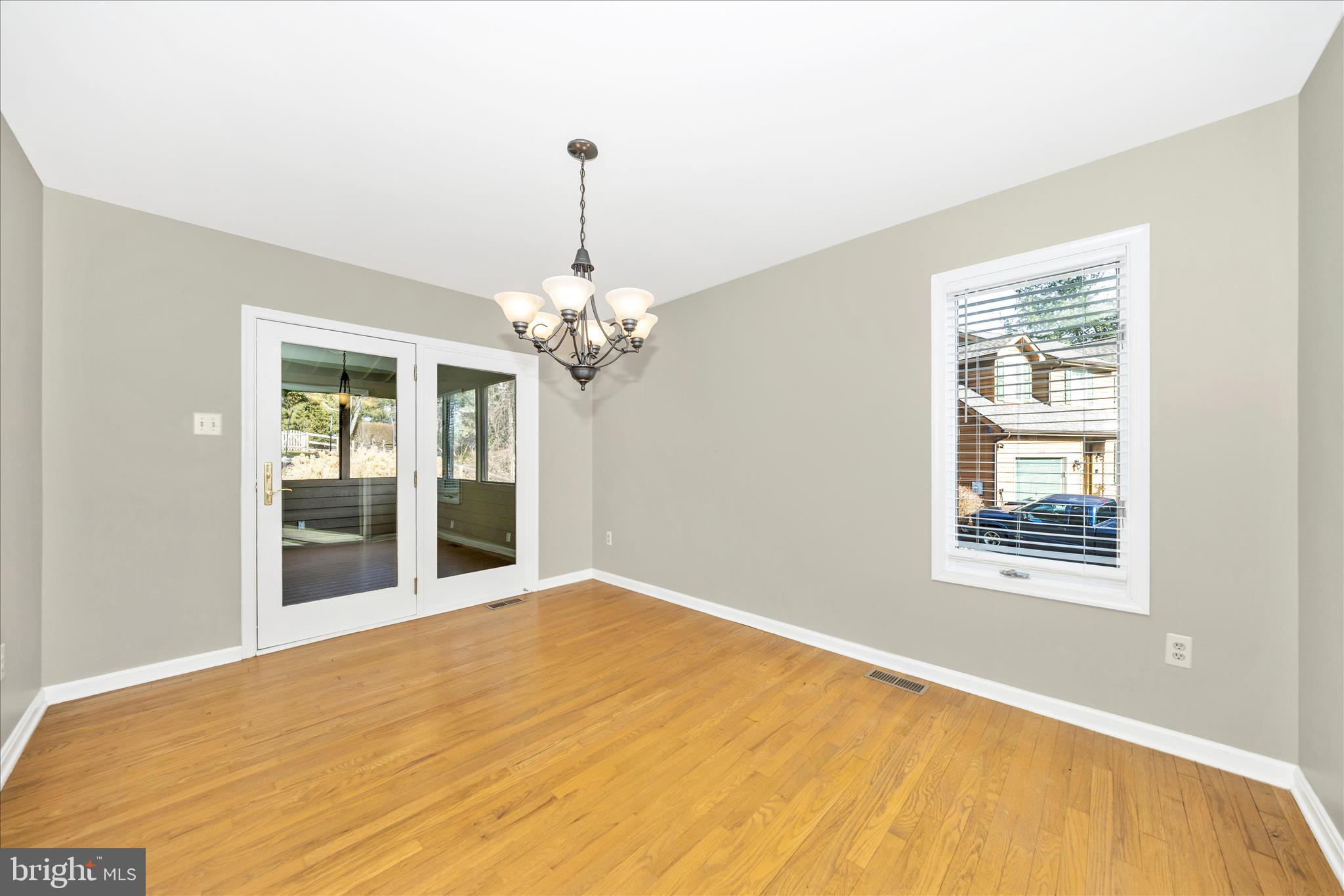 THE MEADOWS - Residential