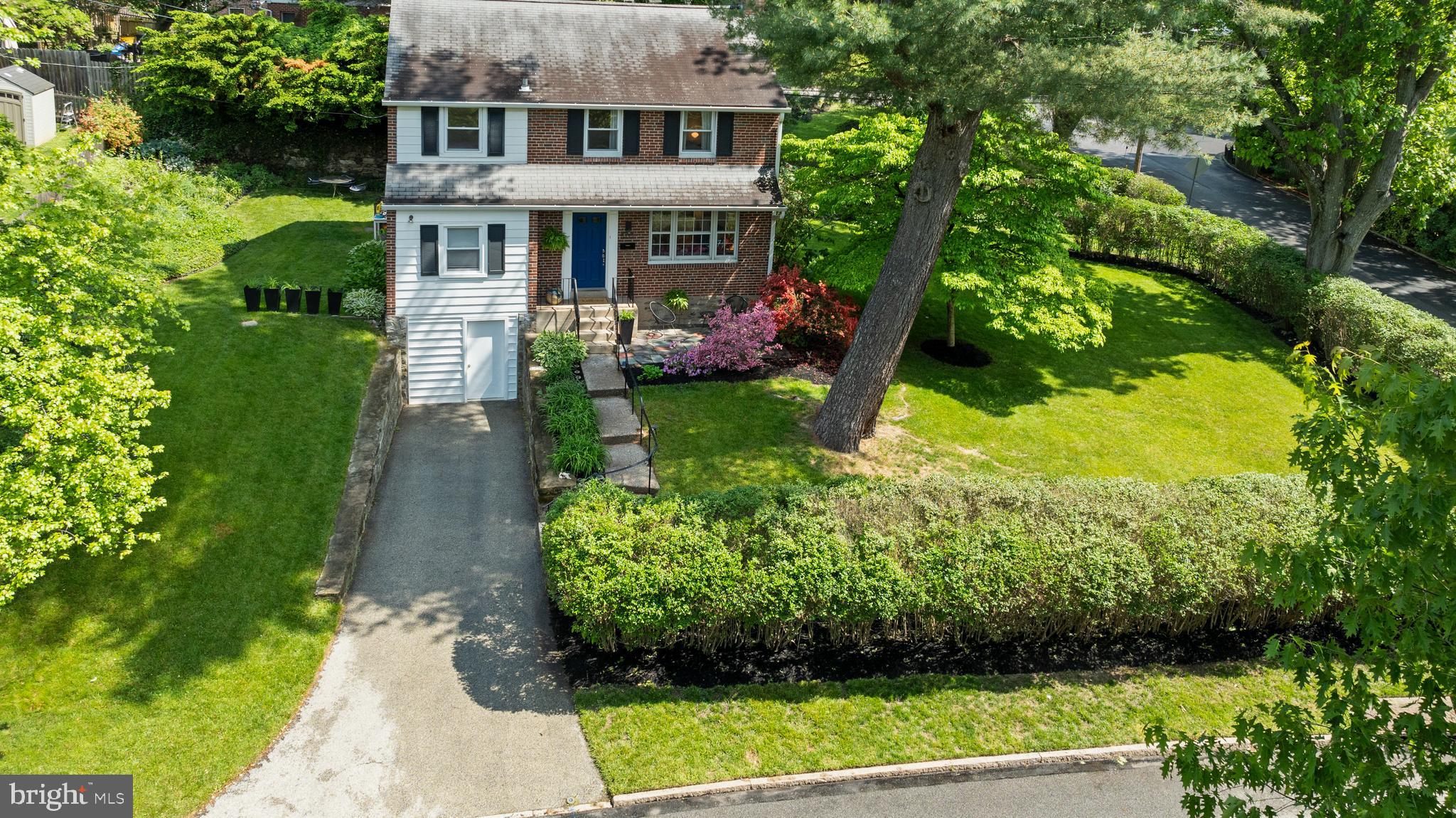 501 GLEN ARBOR DRIVE
