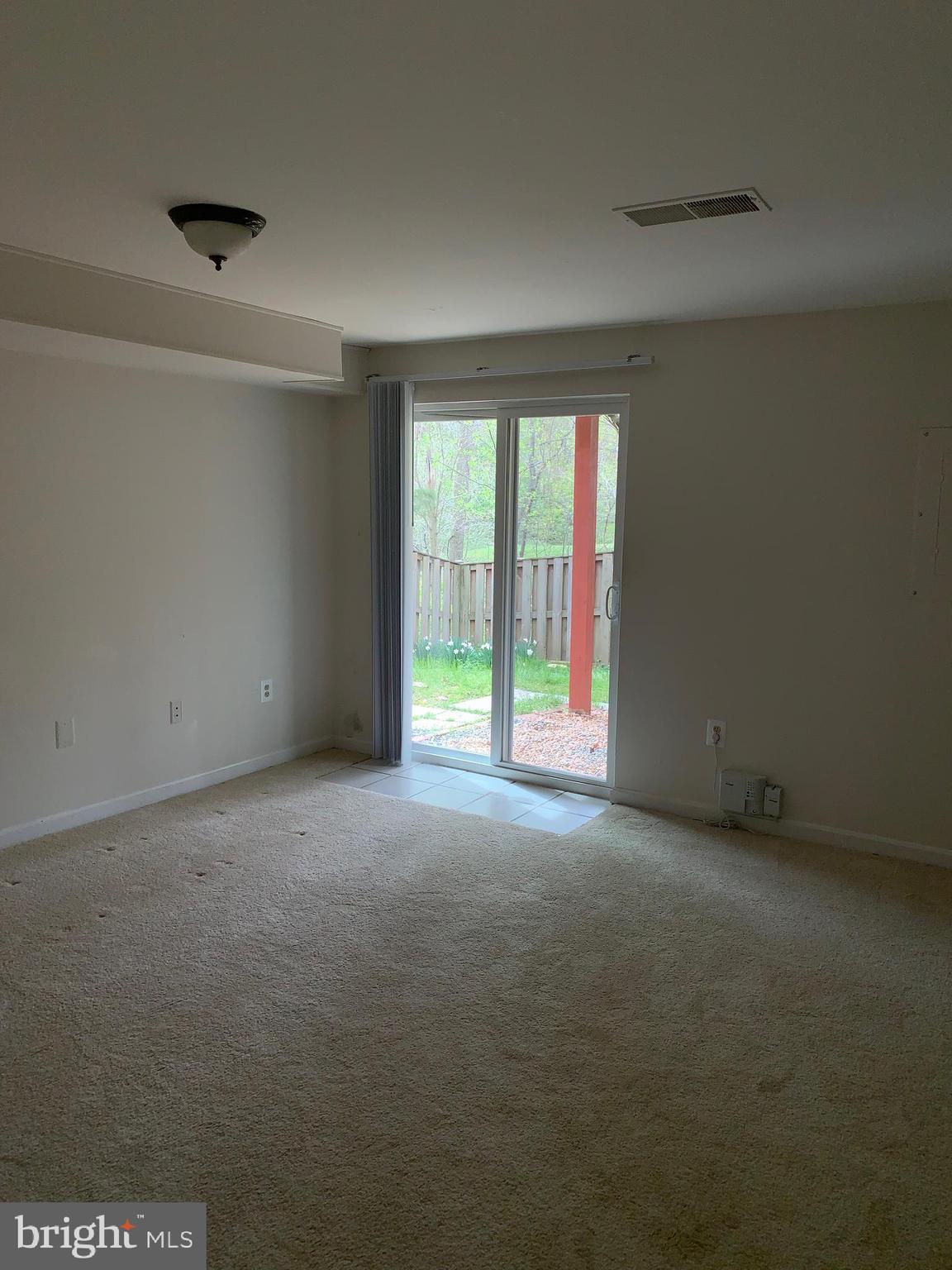 WOODGATE MANOR - Residential Lease