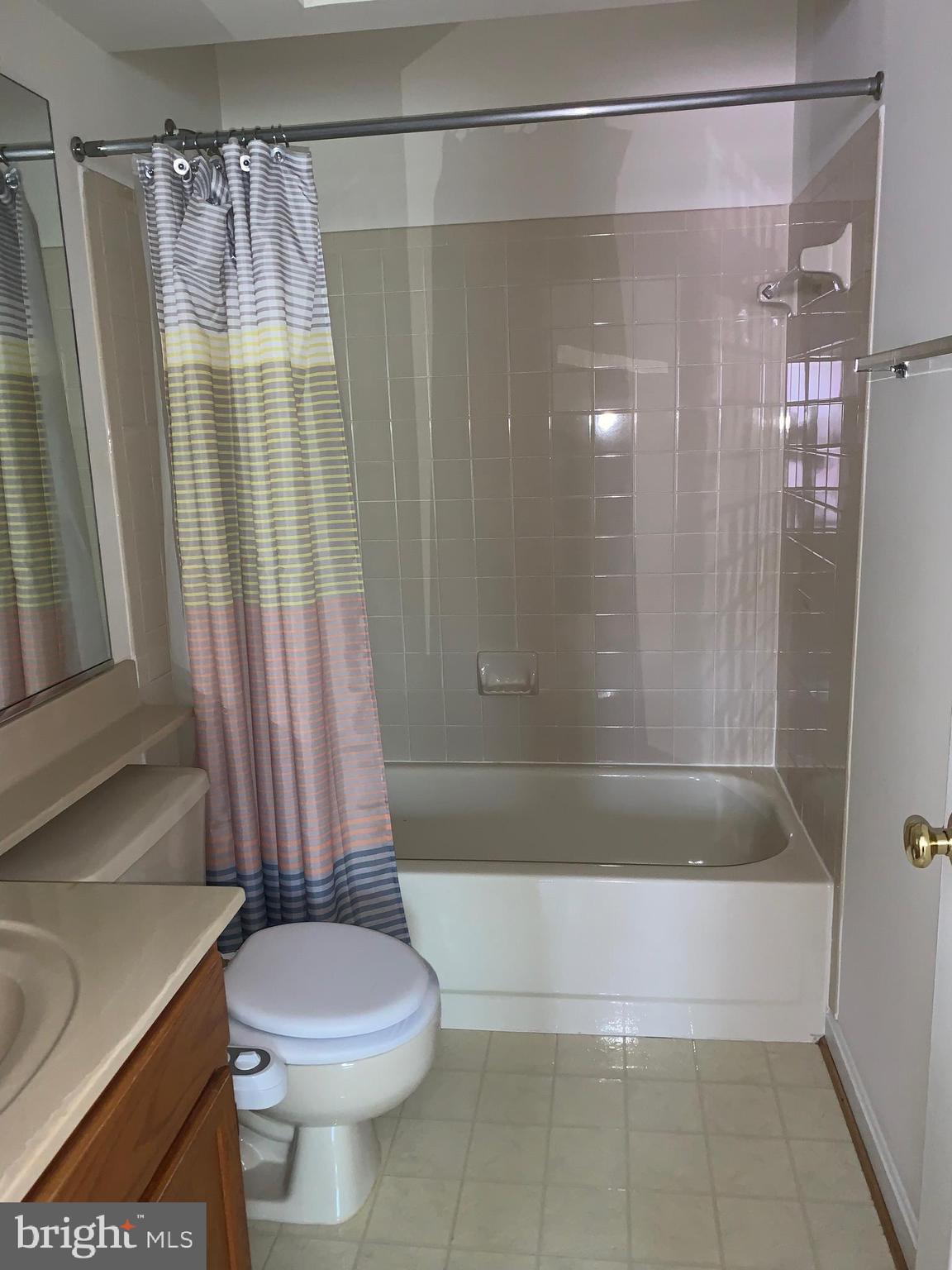 WOODGATE MANOR - Residential Lease