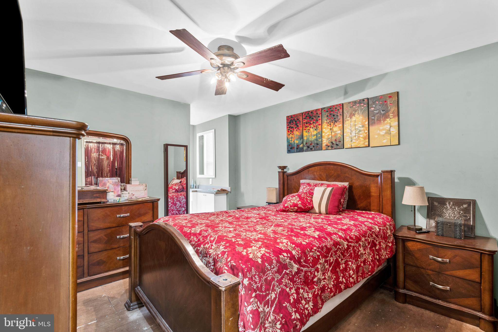 PHILADELPHIA (SOUTH) - Residential