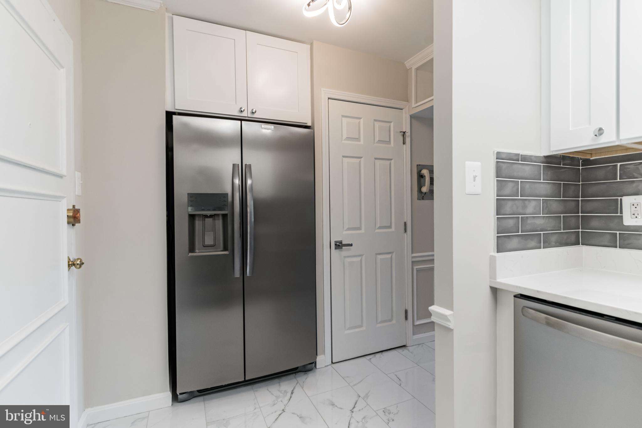 300 M STREET SW N111