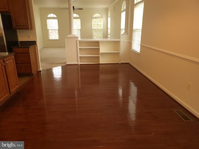 10224 FOUNTAIN CIRCLE