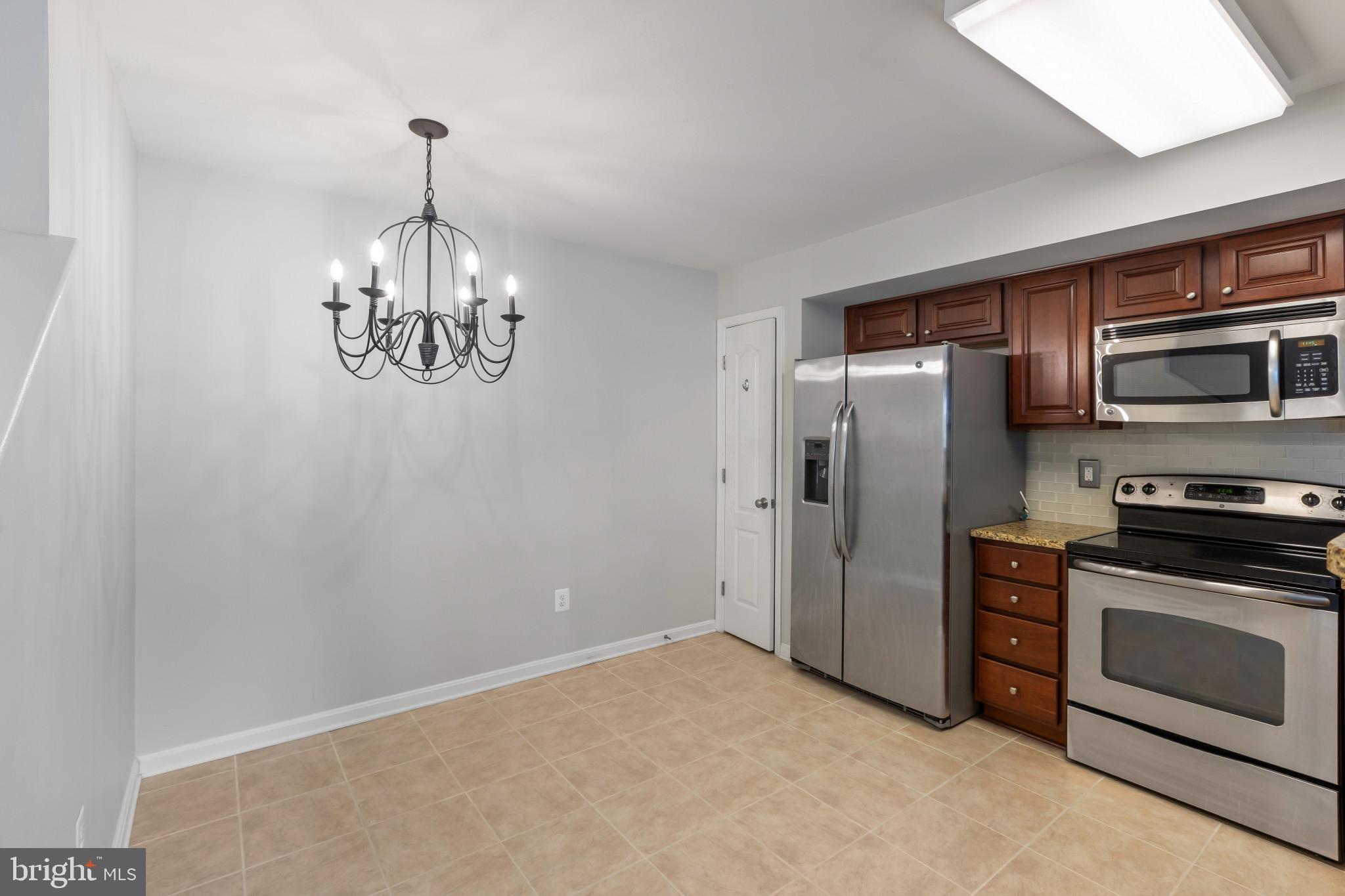 RESERVOIR RIDGE - Residential