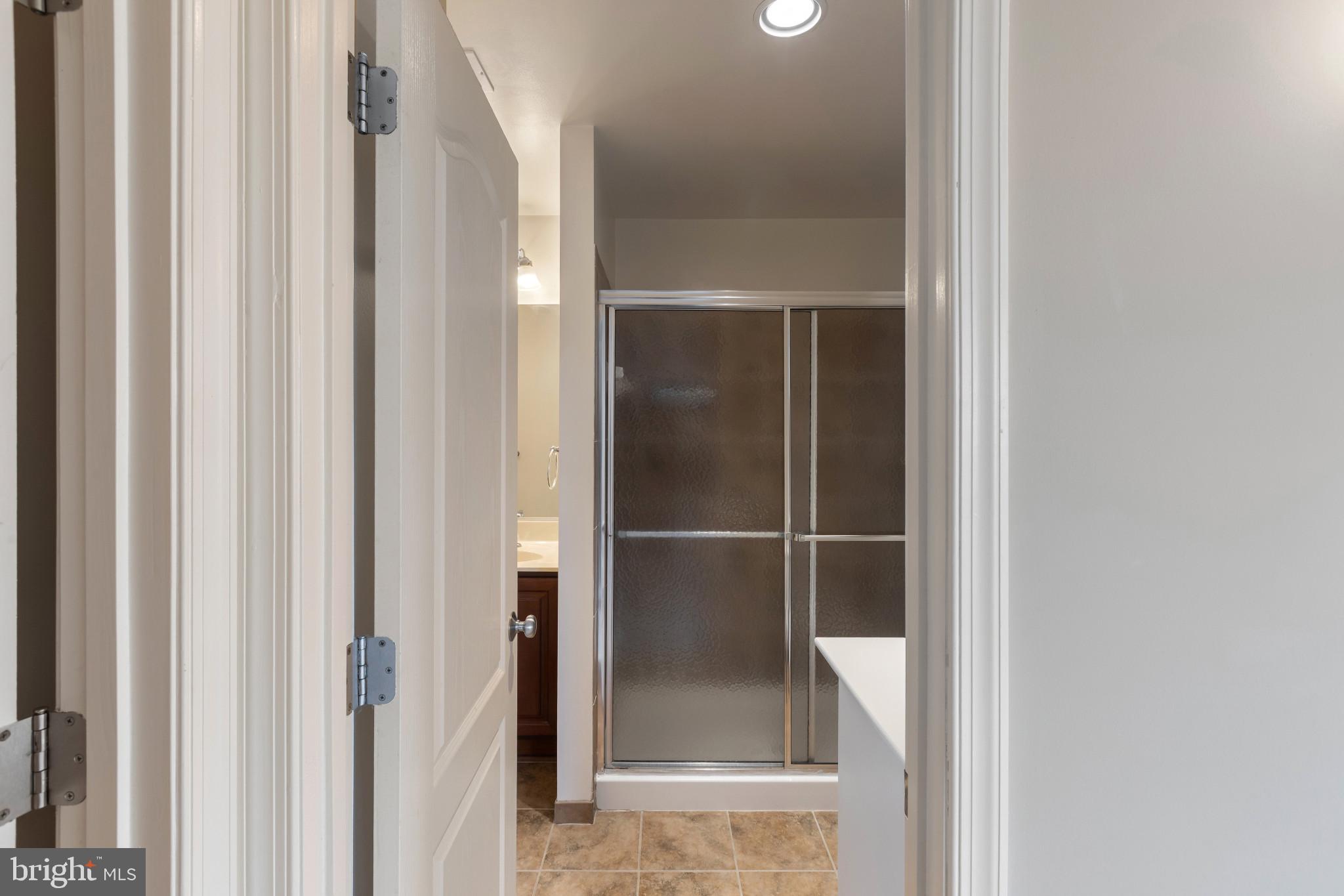 RESERVOIR RIDGE - Residential