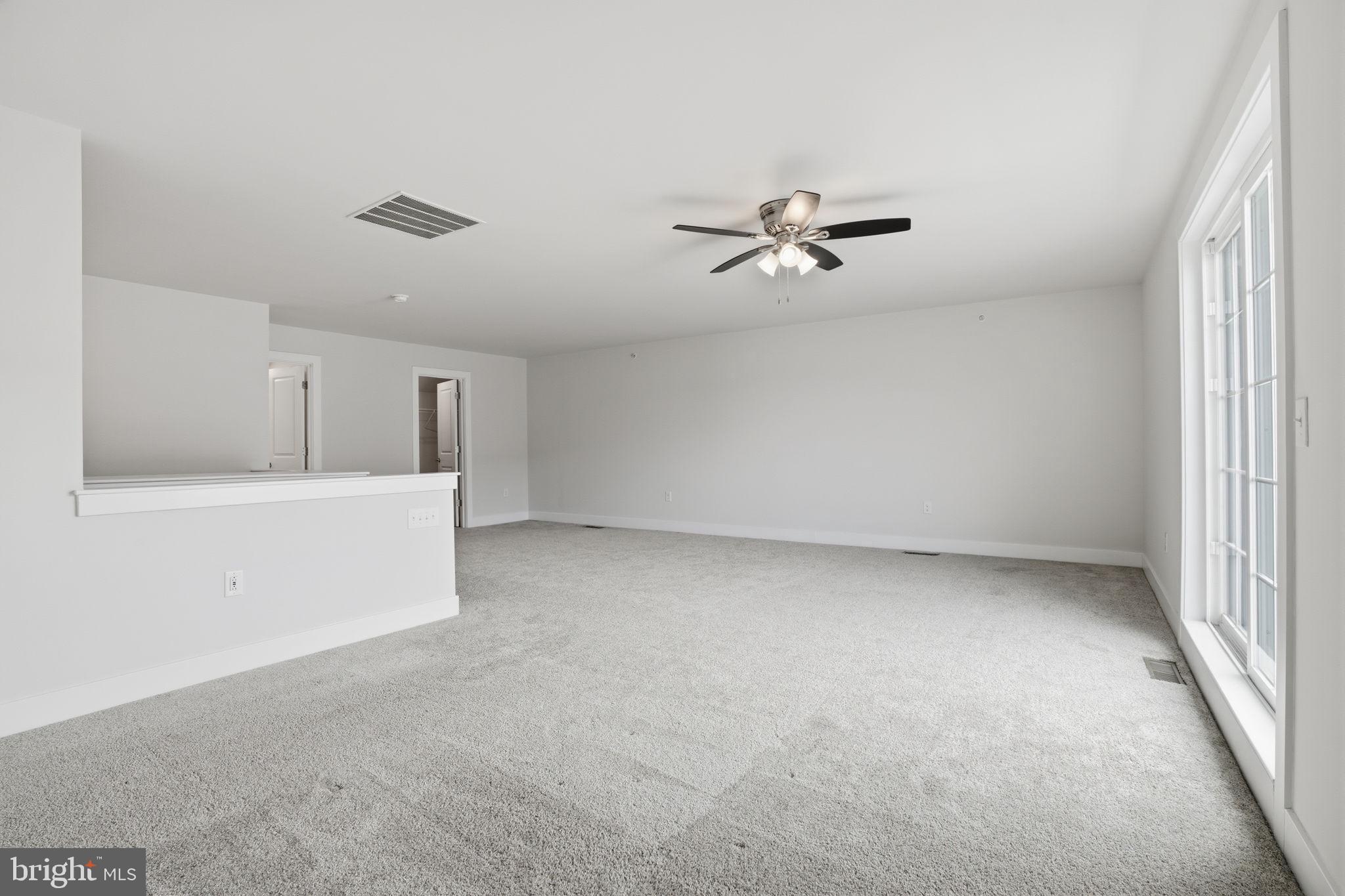 WATERSIDE - Residential